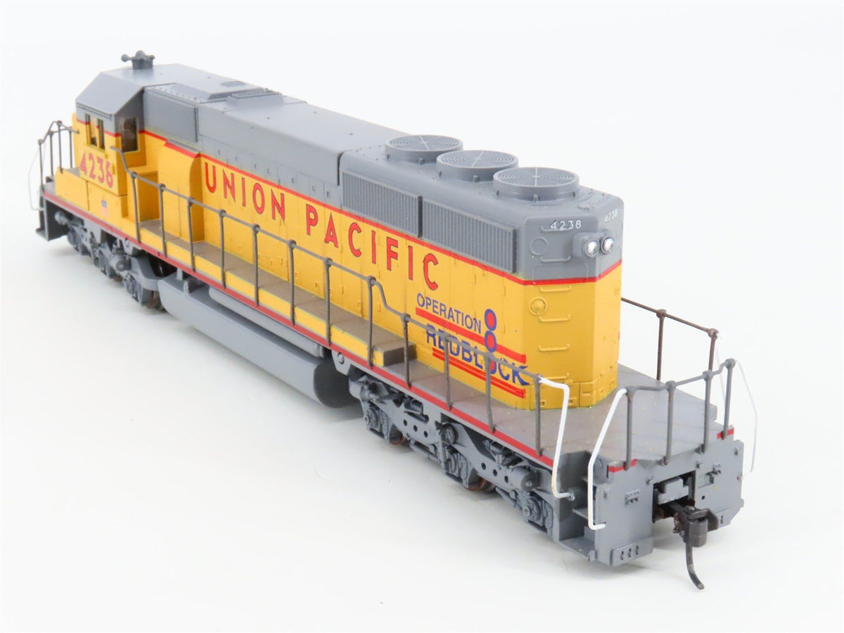 HO Scale Athearn 2221 UP Union Pacific SD40-2/GP50 Diesel Locomotive Pack
