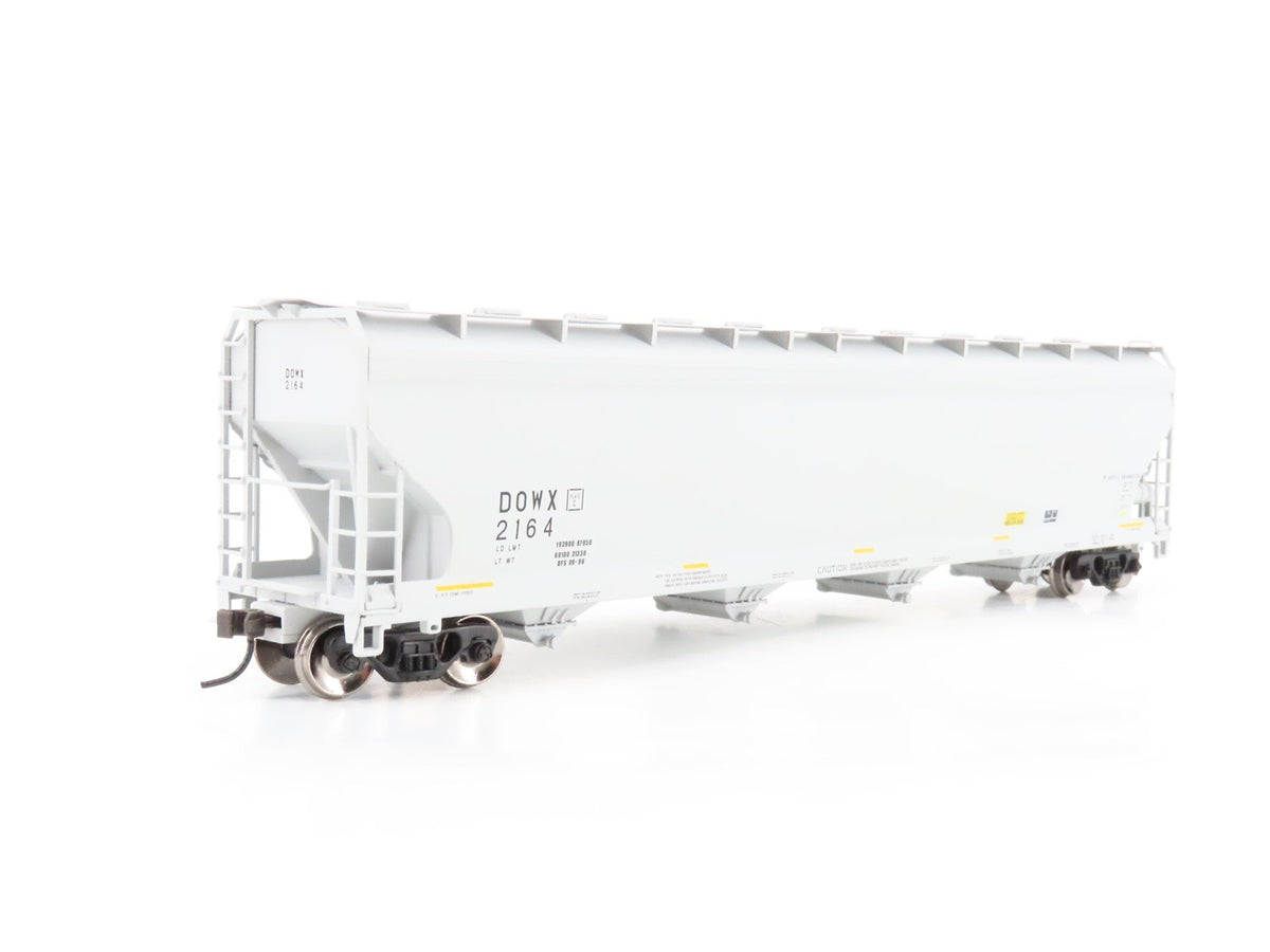 HO Scale Atlas #20000276 DOWX Dow Chemical 4 Bay Covered Hopper #2164