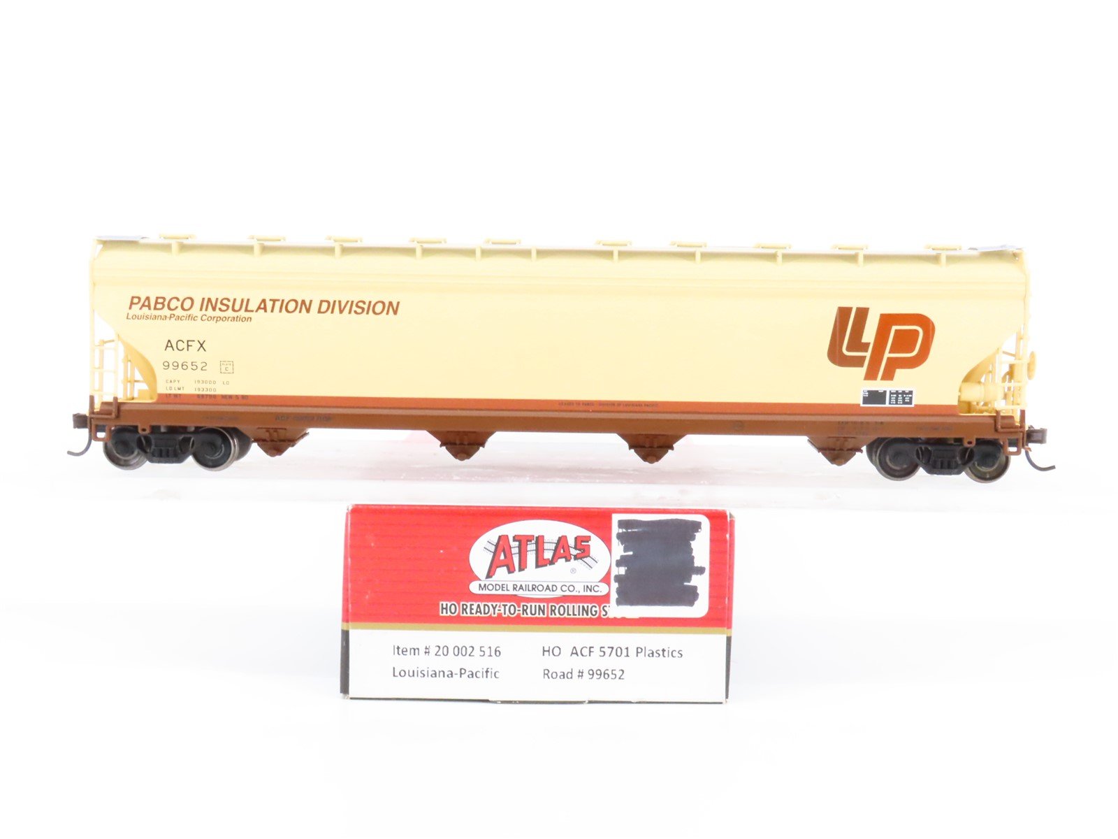 HO Atlas Master Line #20002516 LP ACFX Louisiana Pacific 4 Bay Covered Hopper