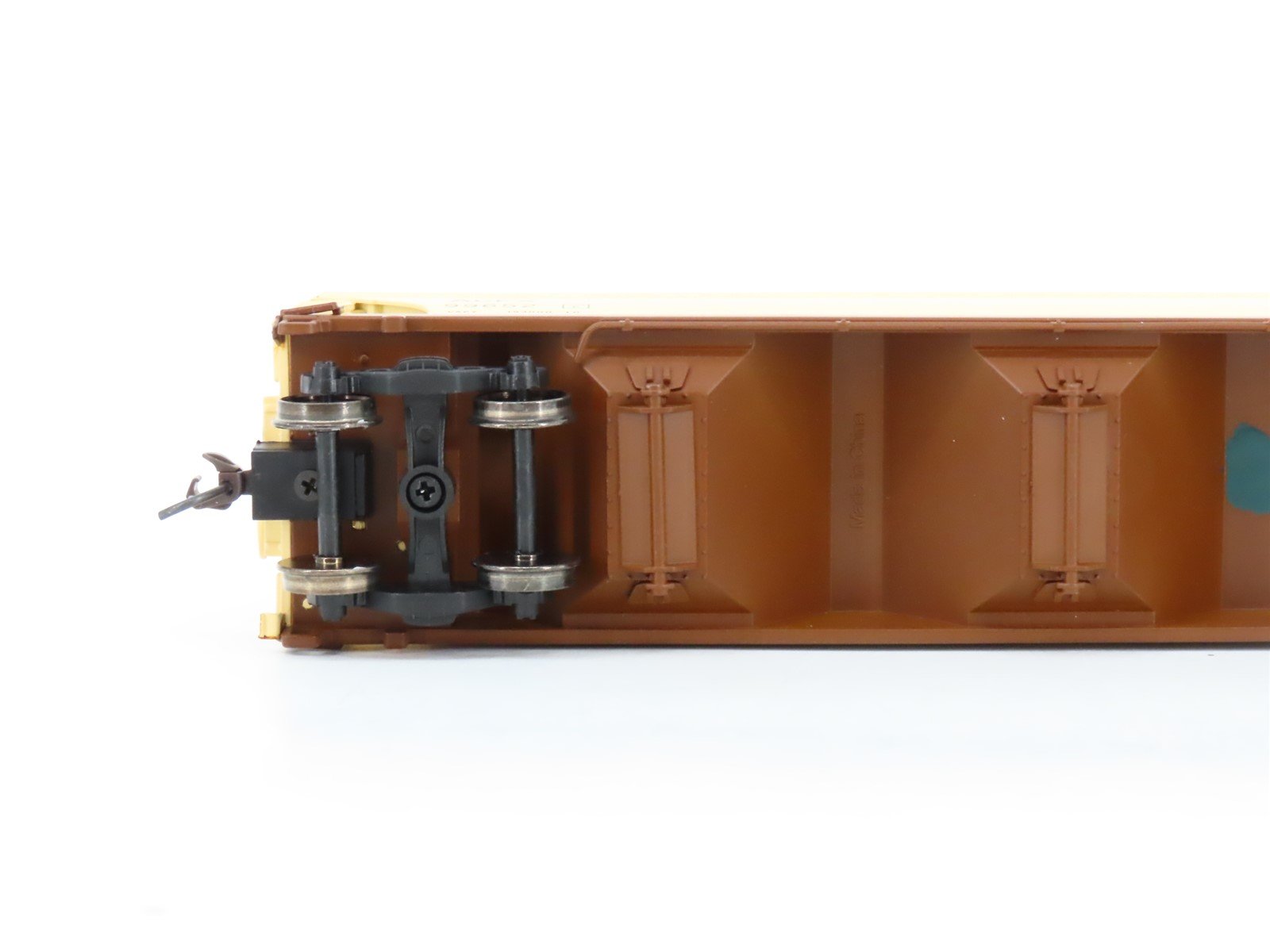 HO Atlas Master Line #20002516 LP ACFX Louisiana Pacific 4 Bay Covered Hopper