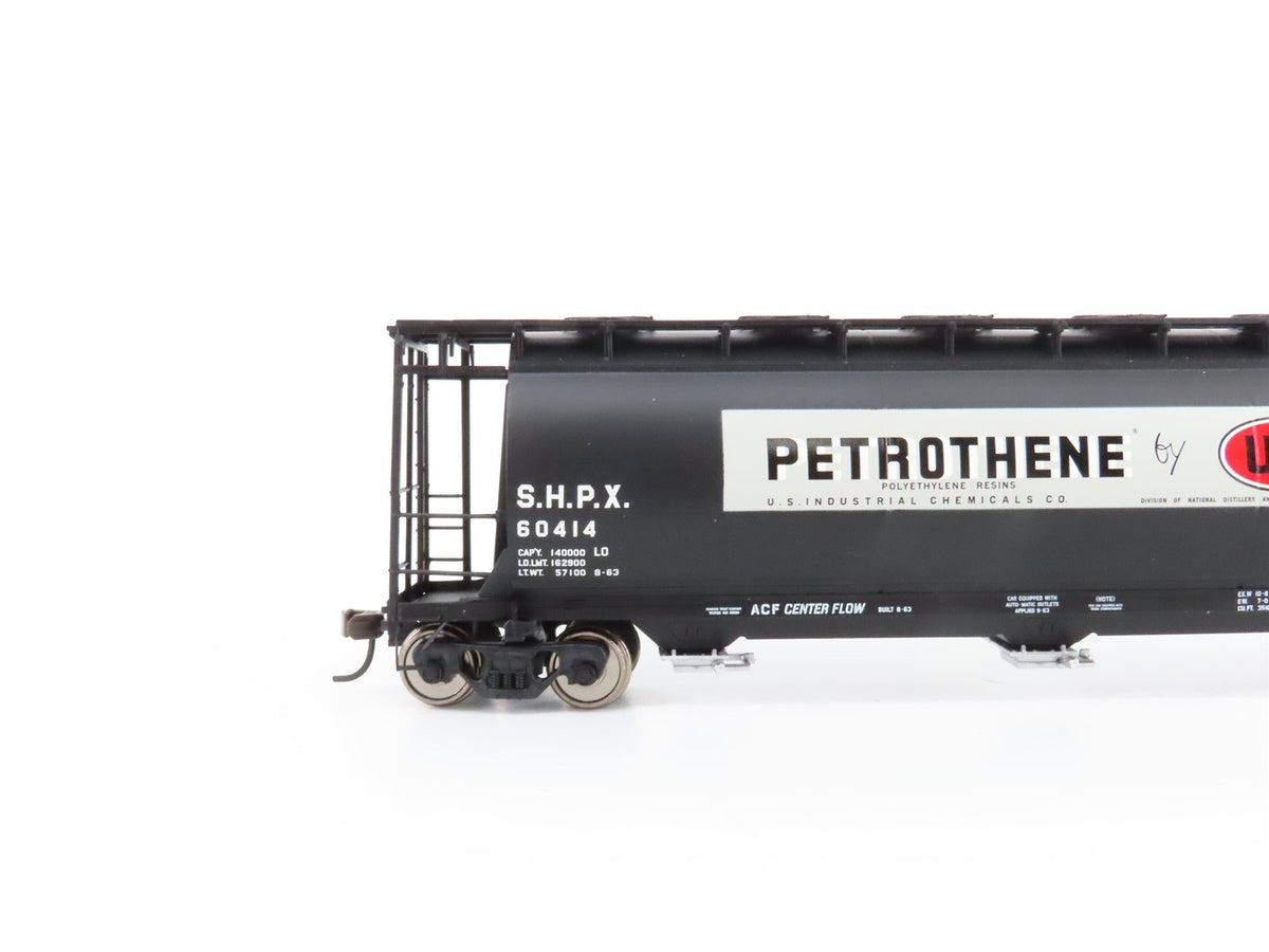 HO Scale Atlas #19761 SHPX USI Petrothene 3 Bay Cylindrical Hopper #60414