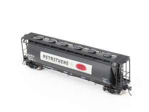 HO Scale Atlas #19761 SHPX USI Petrothene 3 Bay Cylindrical Hopper #60414