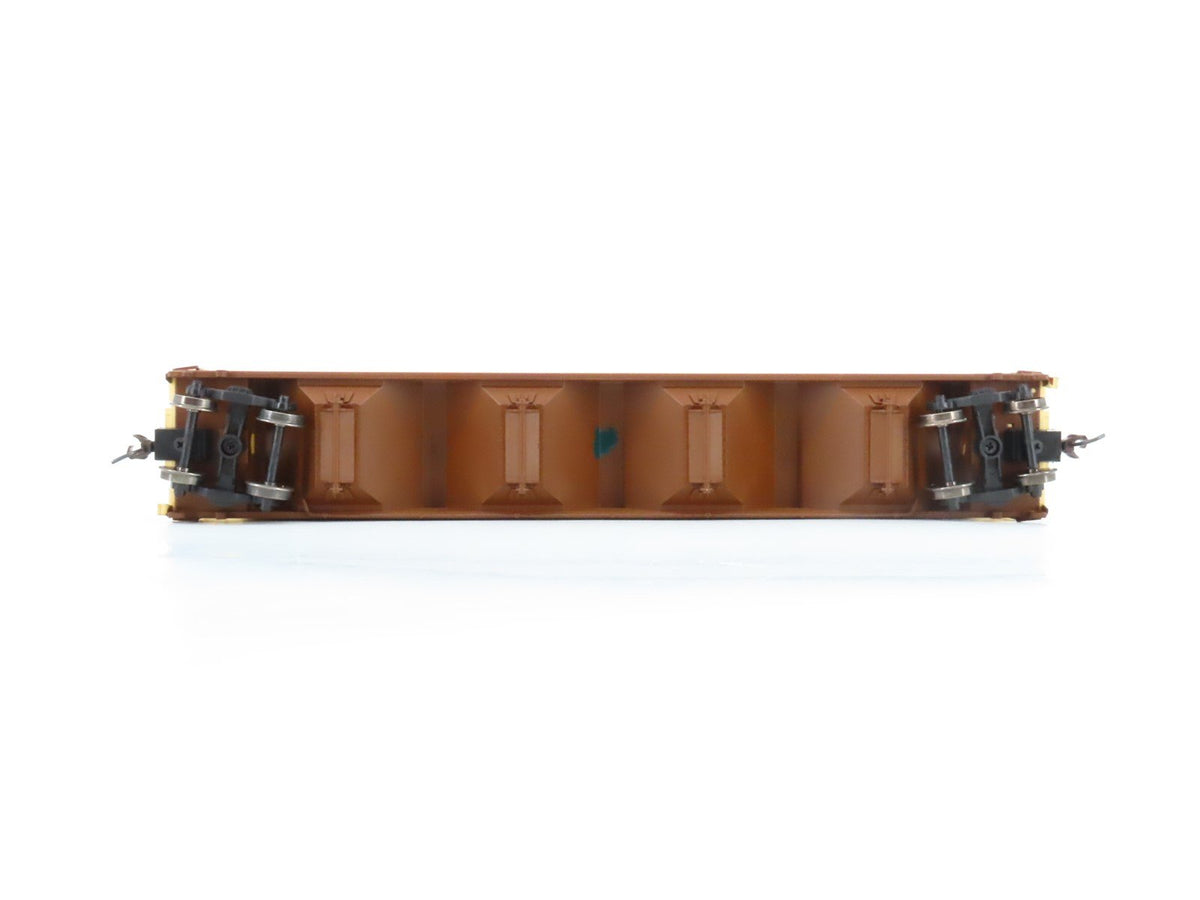 HO Atlas Master Line #20002517 LP ACFX Louisiana Pacific 4 Bay Covered Hopper