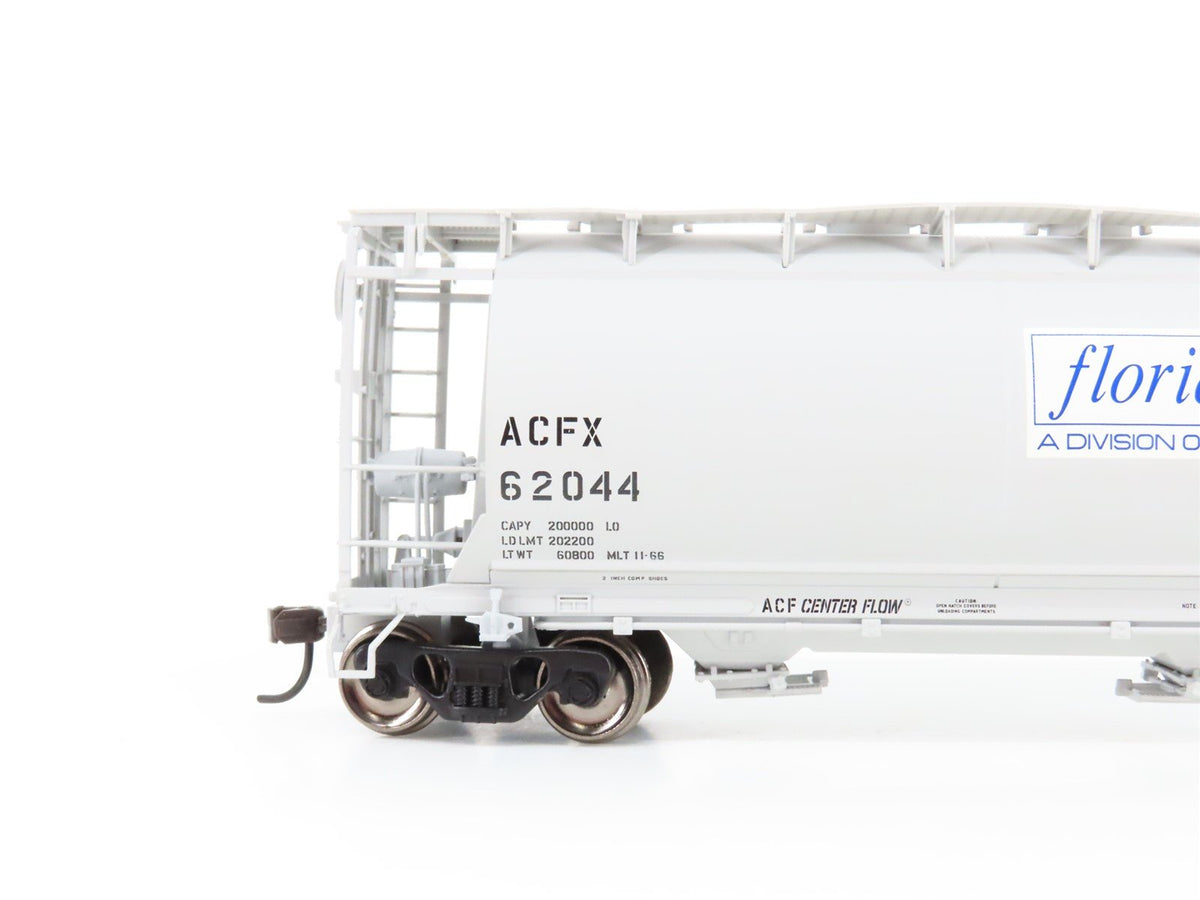 HO Scale Atlas #20000550 ACFX Florida Tile 3 Bay Cylindrical Hopper #62044