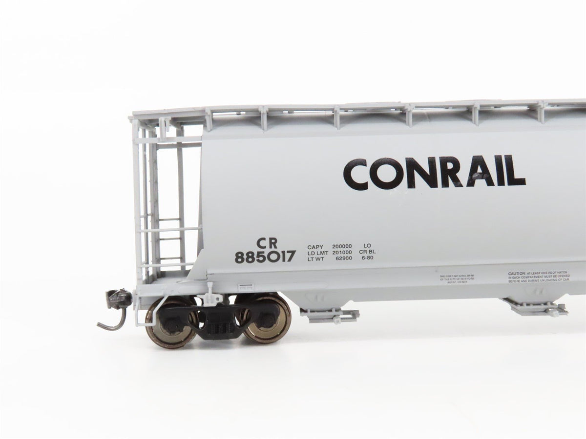 HO Scale Atlas #1933-4 CR Conrail ACF 3 Bay Cylindrical Hopper #885017