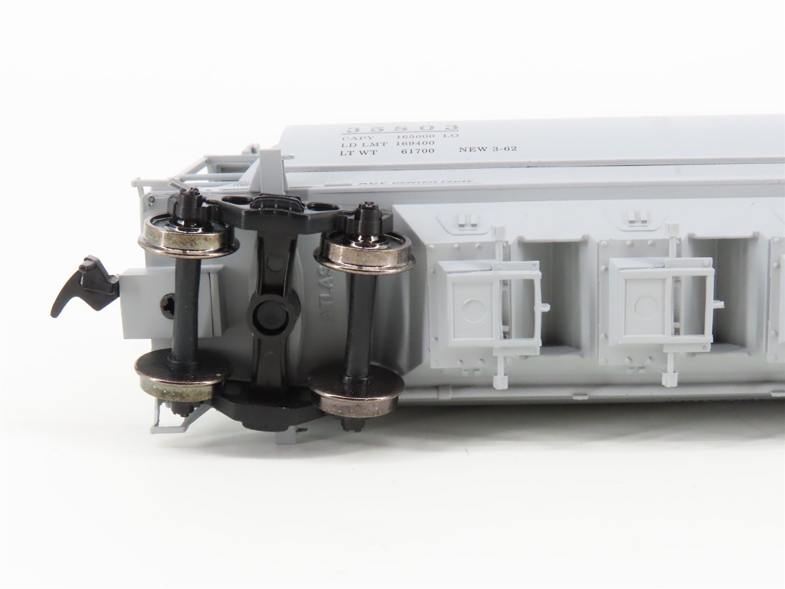 HO Scale Atlas 1955-4 SAL Seaboard Air Line ACF 6 Bay Cylindrical Hopper #35803