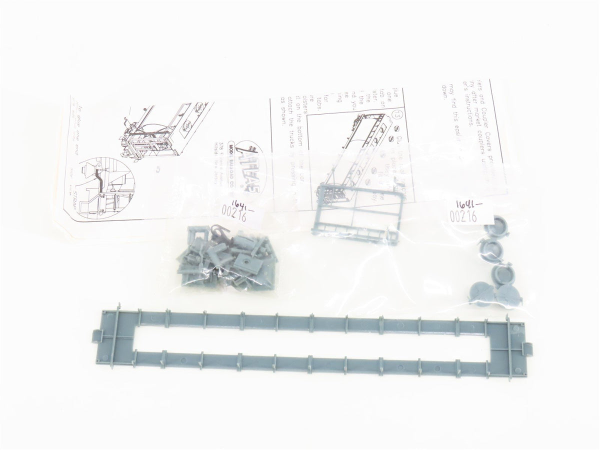 HO Scale Atlas #1950 Undecorated ACF 6 Bay Cylindrical Hopper