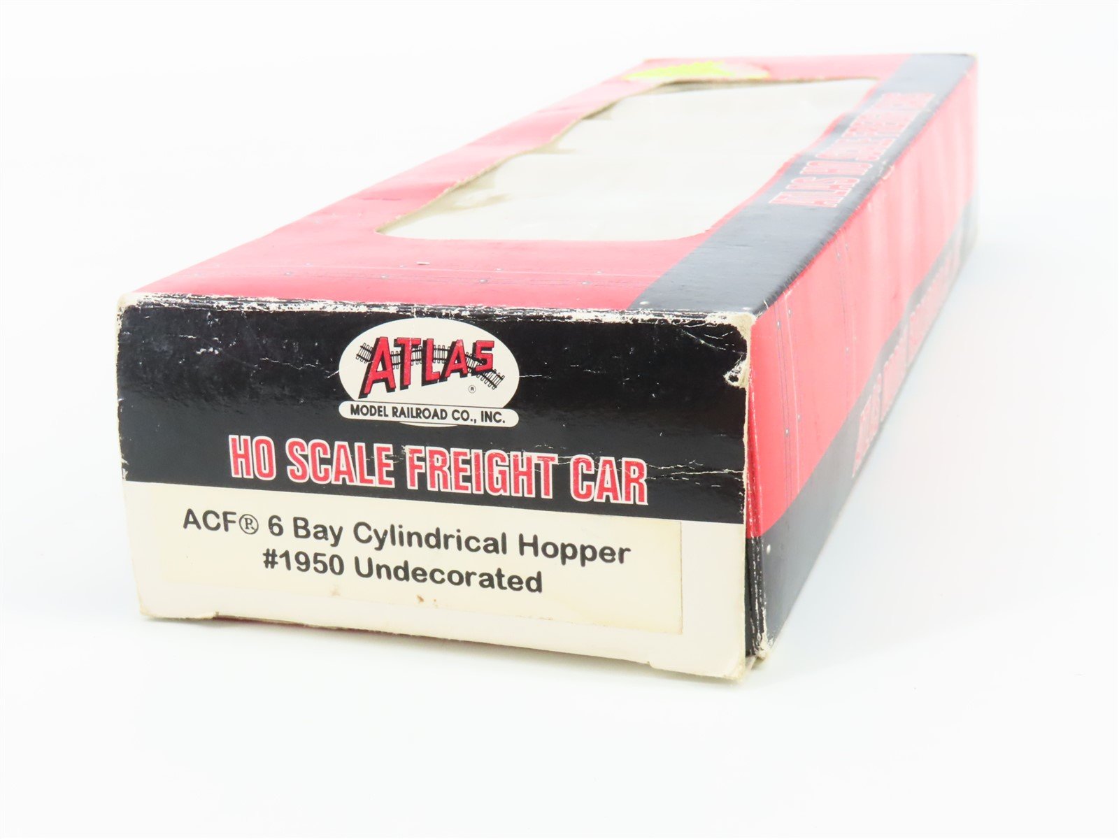 HO Scale Atlas #1950 Undecorated ACF 6 Bay Cylindrical Hopper
