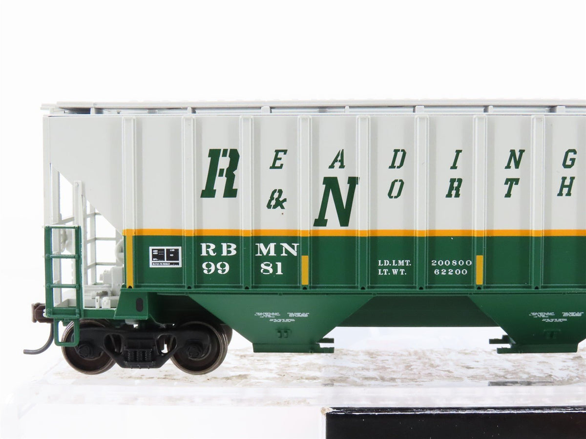 HO Atlas Trainman 20002895 RBMN Reading Blue Mtn &amp; Northern Covered Hopper #9981