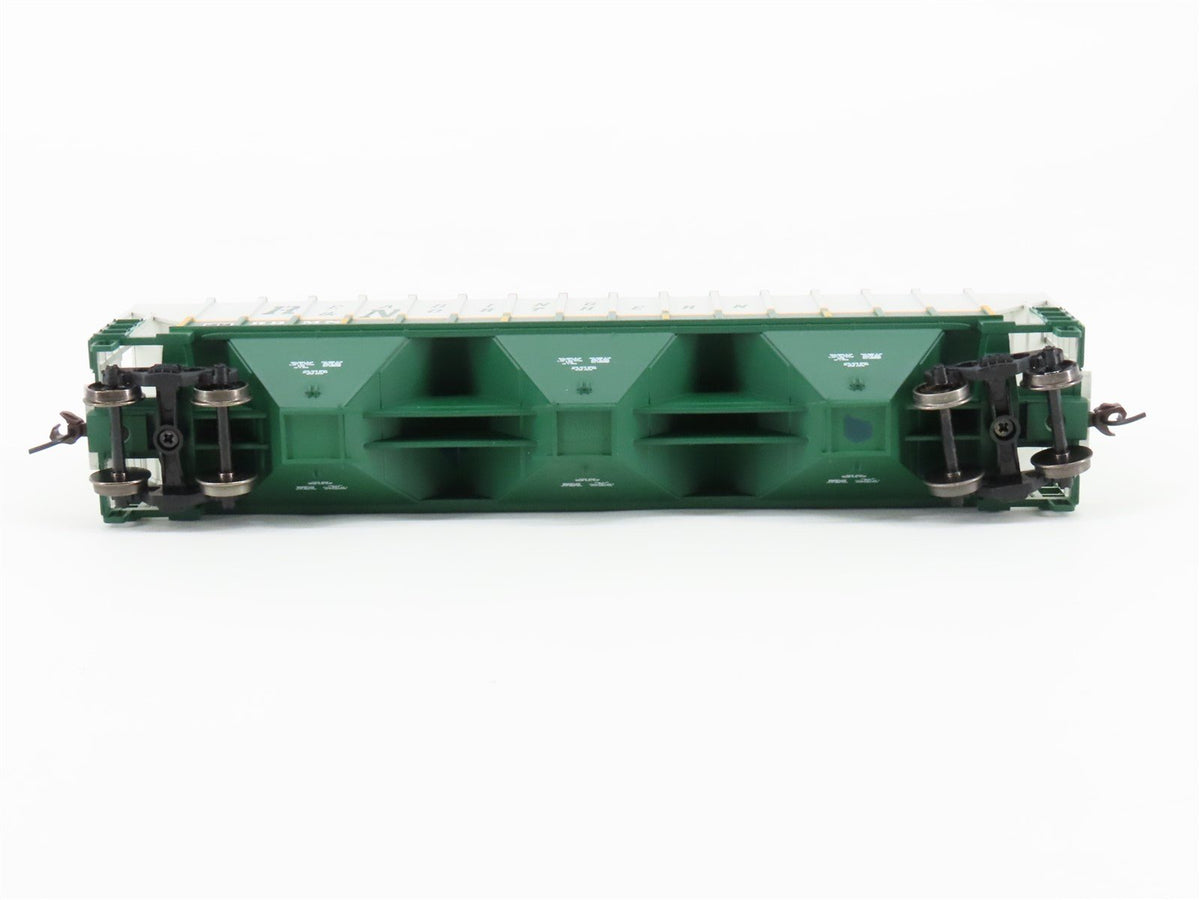 HO Atlas Trainman 20002895 RBMN Reading Blue Mtn &amp; Northern Covered Hopper #9981