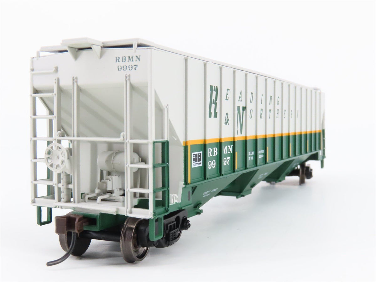 HO Atlas Trainman 20002898 RBMN Reading Blue Mtn &amp; Northern Covered Hopper #9997