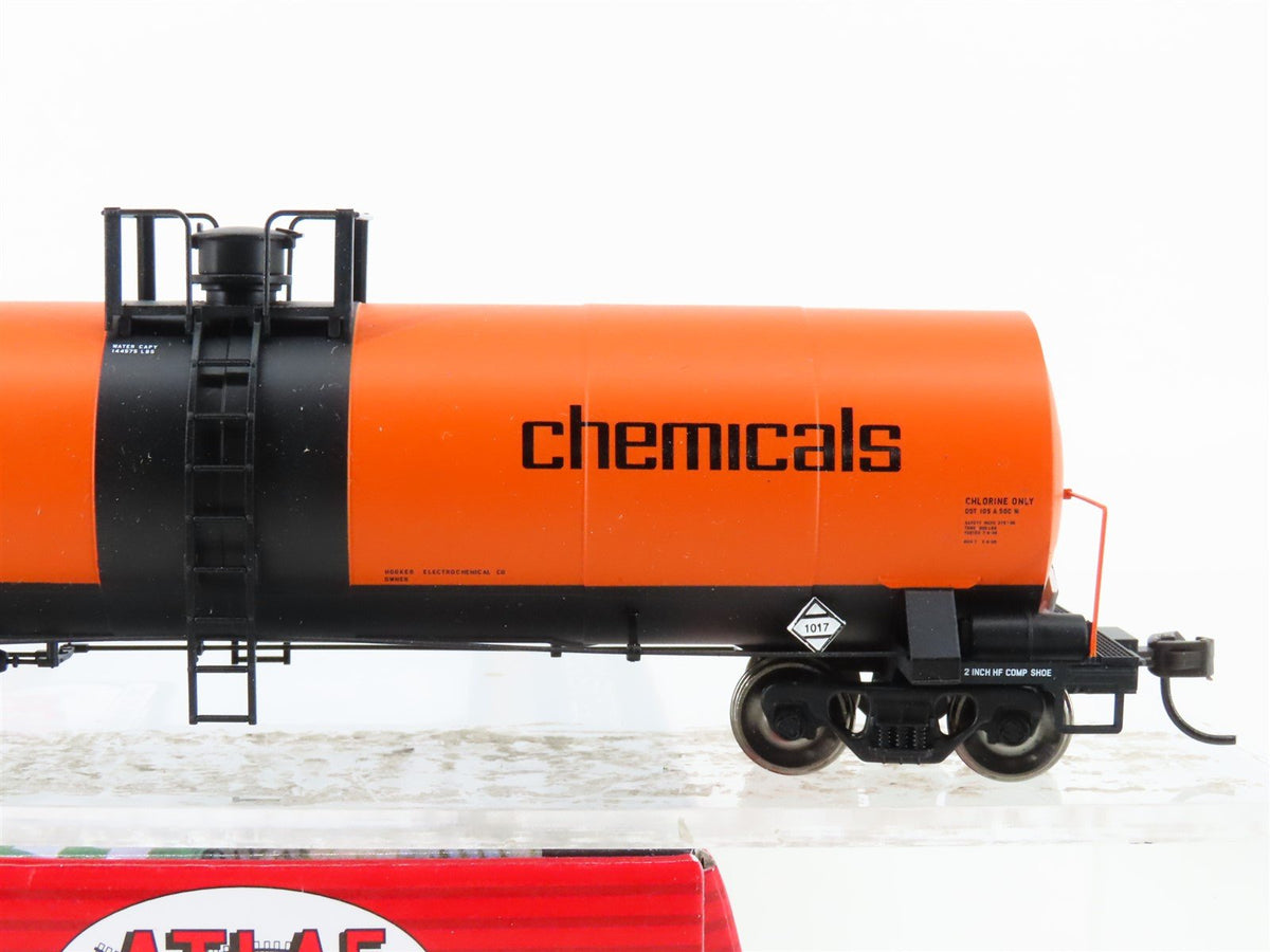 HO Scale Atlas 20001114 HCPX Hooker Chemicals 17K Gallon Tank Car #1258