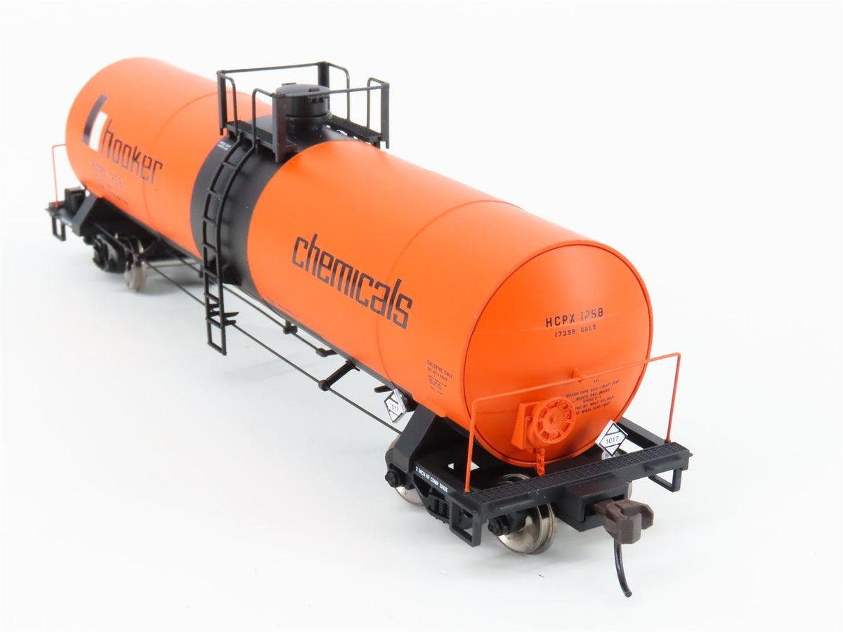 HO Scale Atlas 20001114 HCPX Hooker Chemicals 17K Gallon Tank Car #1258