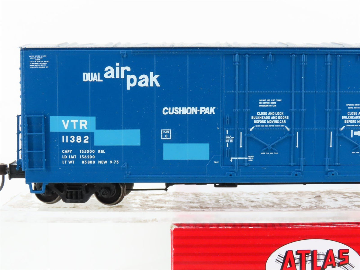 HO Scale Atlas Master Line 20002470 VTR Vermont Railway 53&#39; Box Car #11382