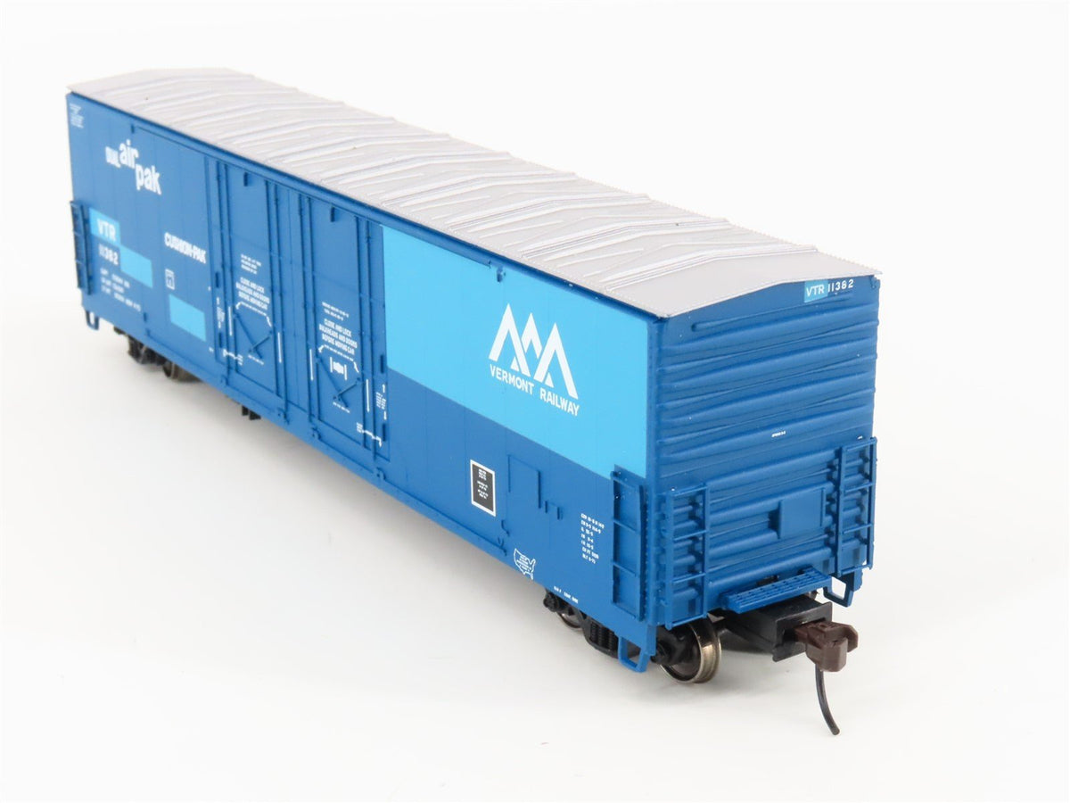 HO Scale Atlas Master Line 20002470 VTR Vermont Railway 53&#39; Box Car #11382