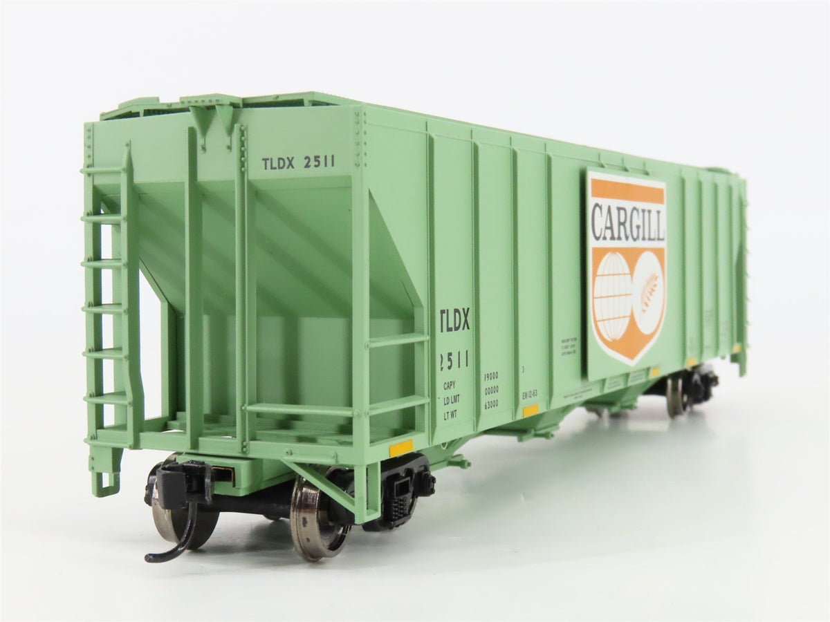 HO Scale Walthers Mainline 910-7254 TLDX Cargill 54&#39; 3 Bay Covered Hopper #2511
