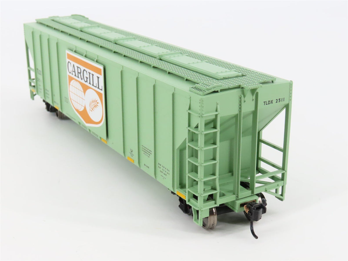 HO Scale Walthers Mainline 910-7254 TLDX Cargill 54&#39; 3 Bay Covered Hopper #2511