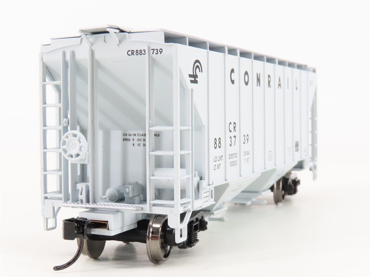 HO Scale Walthers Mainline 910-7123 CR Conrail 37&#39; 2-Bay Covered Hopper #883739