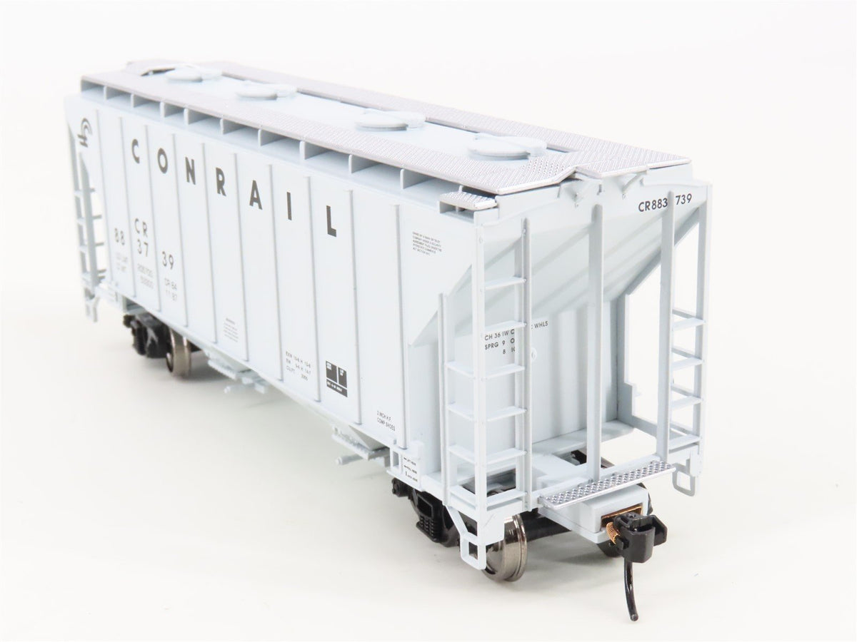HO Scale Walthers Mainline 910-7123 CR Conrail 37&#39; 2-Bay Covered Hopper #883739