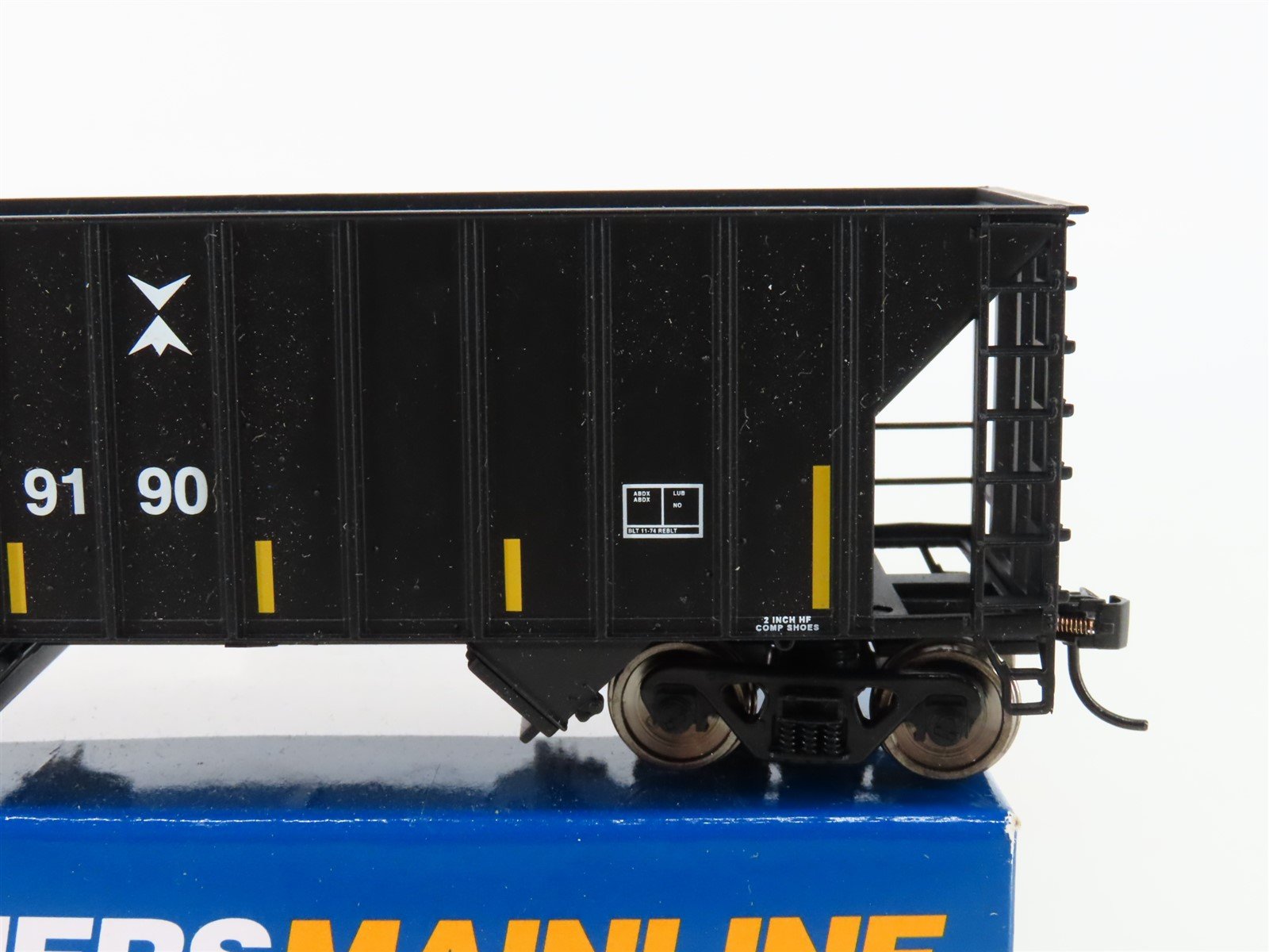 HO Walthers Mainline 910-6913 VULX Vulcan Material Co 100T 34' 2-Bay Hopper 9190