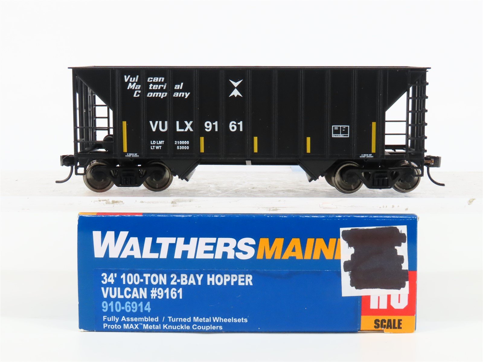 HO Walthers Mainline 910-6914 VULX Vulcan Material Co. 34' 2-Bay Hopper #9161