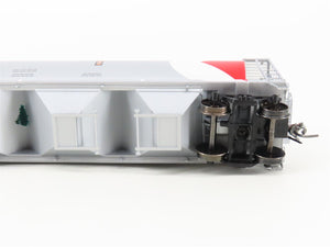 HO Scale Intermountain 45221-28 CP Rail Silver 4-Bay Cylindrical Hopper #382317