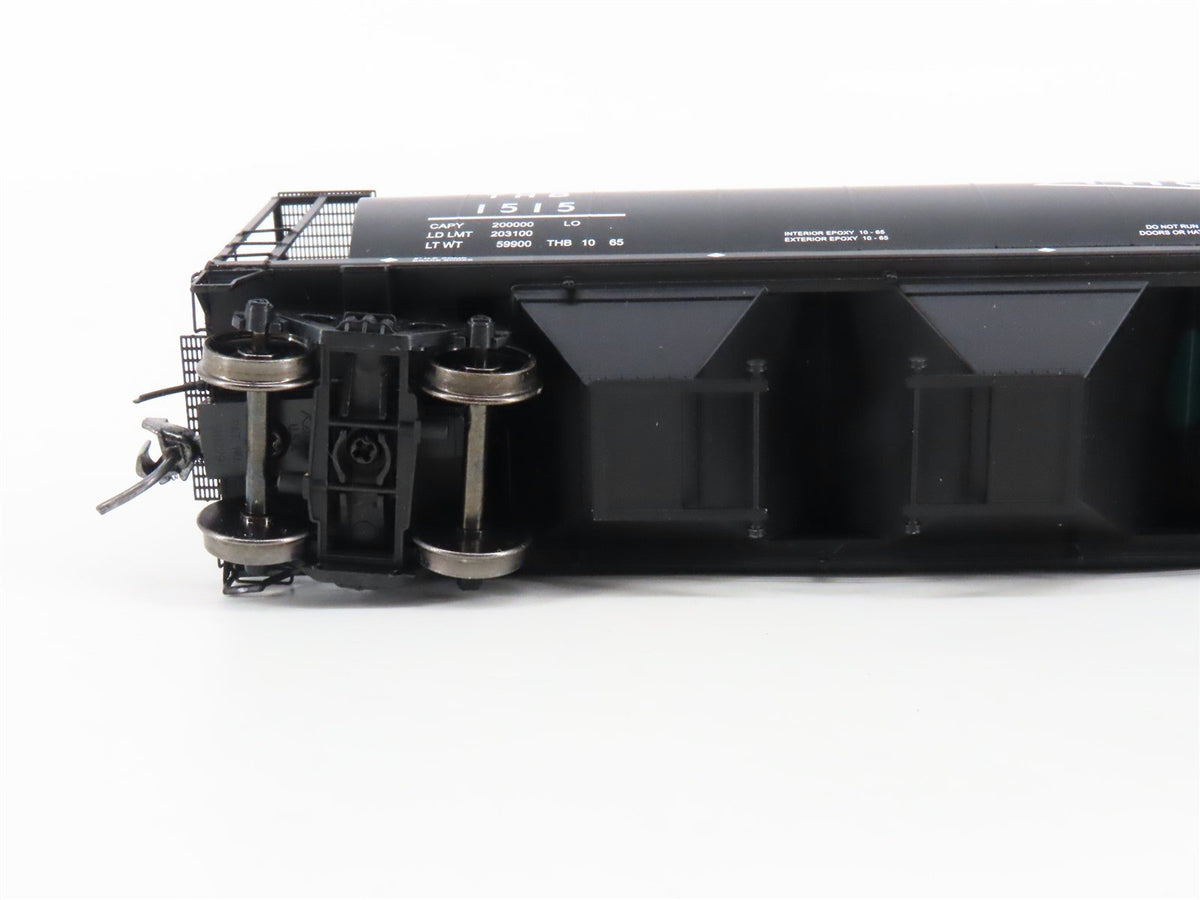 HO Scale Intermountain 45211-32 TH&amp;B Railway 4-Bay Cylindrical Hopper #1515