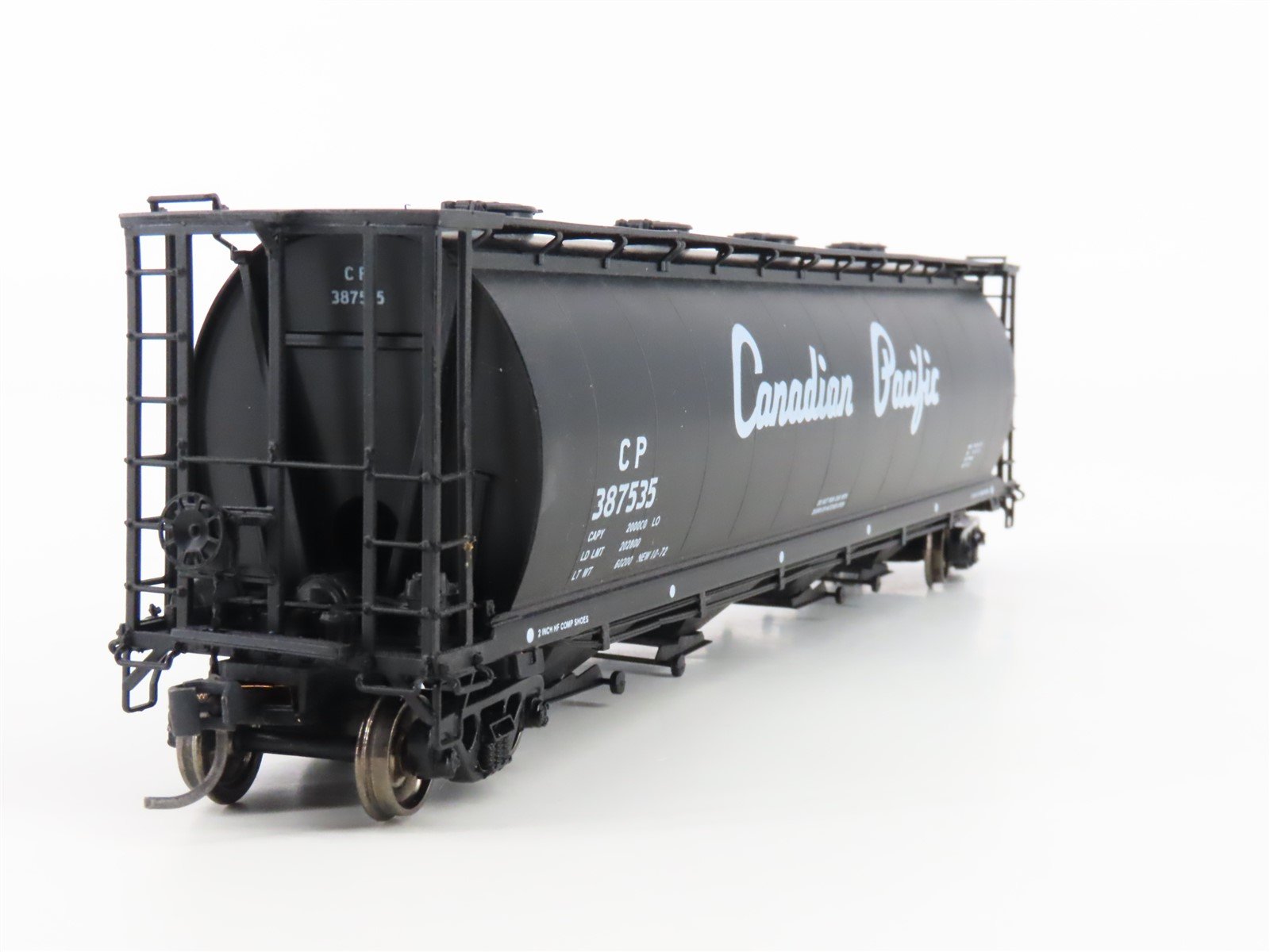 HO Scale Intermountain 45212-14 CP Black 4-Bay Cylindrical Hopper #387535