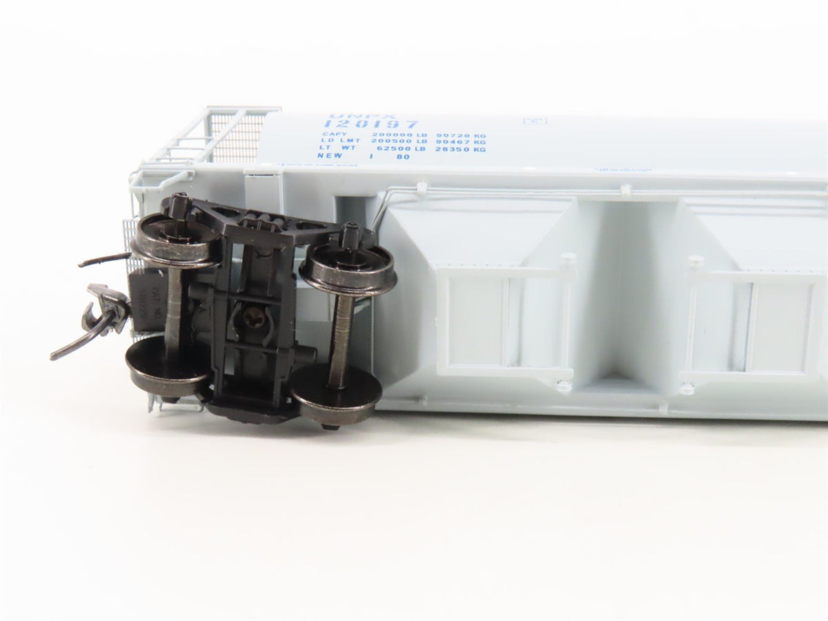 HO Scale Intermountain 45114-29 UNPX Procor 4-Bay Cylindrical Hopper #120197