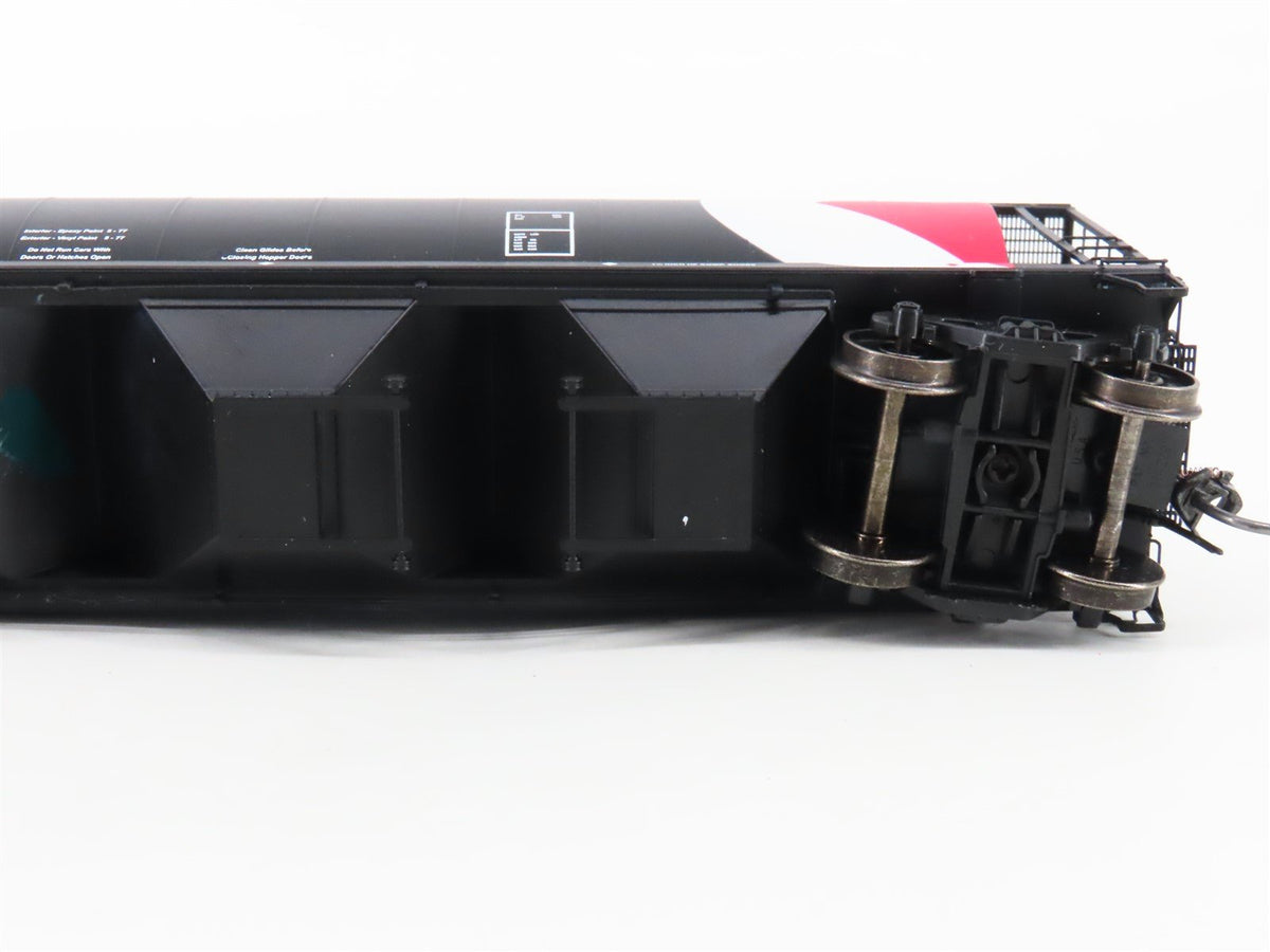 HO Scale Intermountain 45115-53 CP Rail Black 4-Bay Cylindrical Hopper #385173