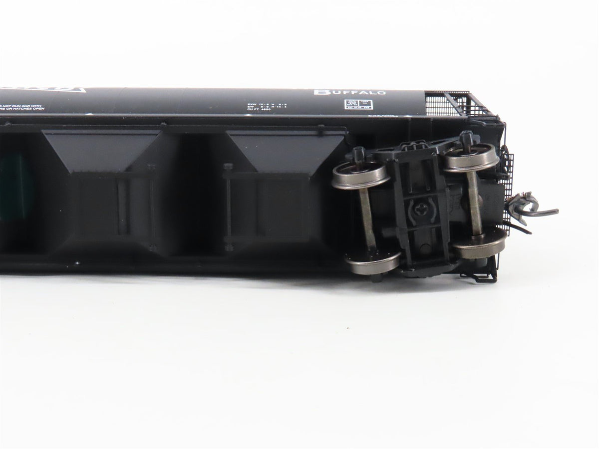 HO Scale Intermountain 45211-34 TH&amp;B Railway 4-Bay Cylindrical Hopper #1533