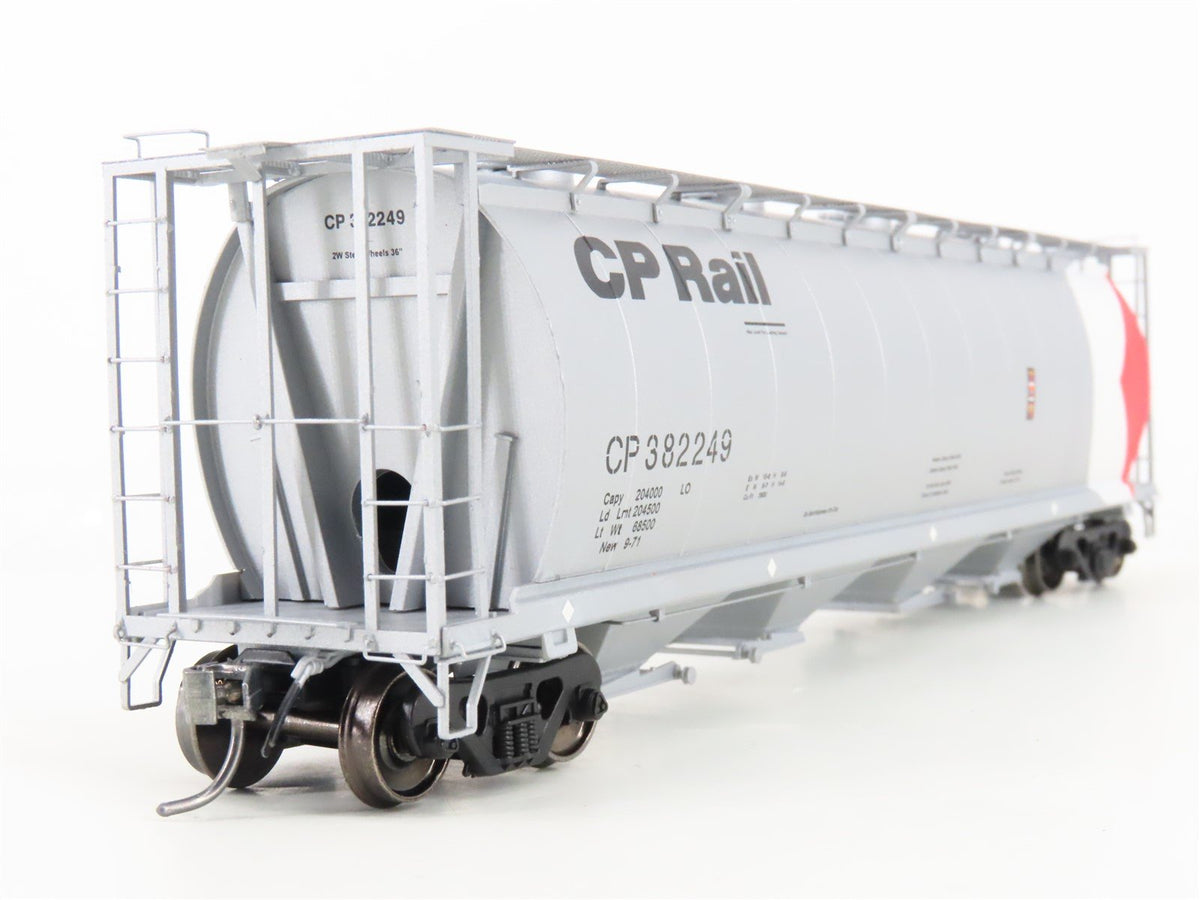 HO Scale Intermountain 45221-27 CP Rail Silver 4-Bay Cylindrical Hopper #382249