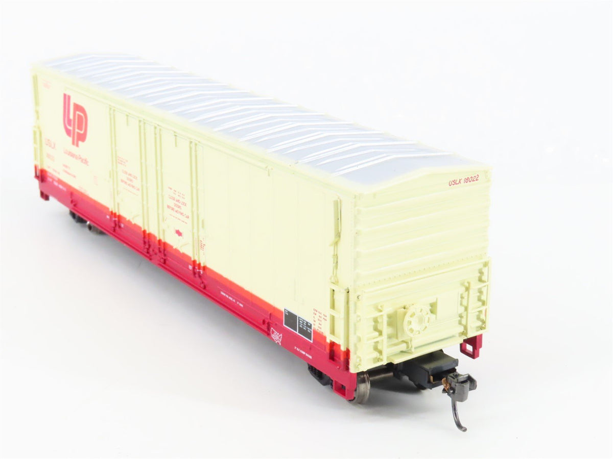 HO Scale Athearn RTR 96913 USLX Louisiana Pacific 50&#39; Plug Door Boxcar #18022