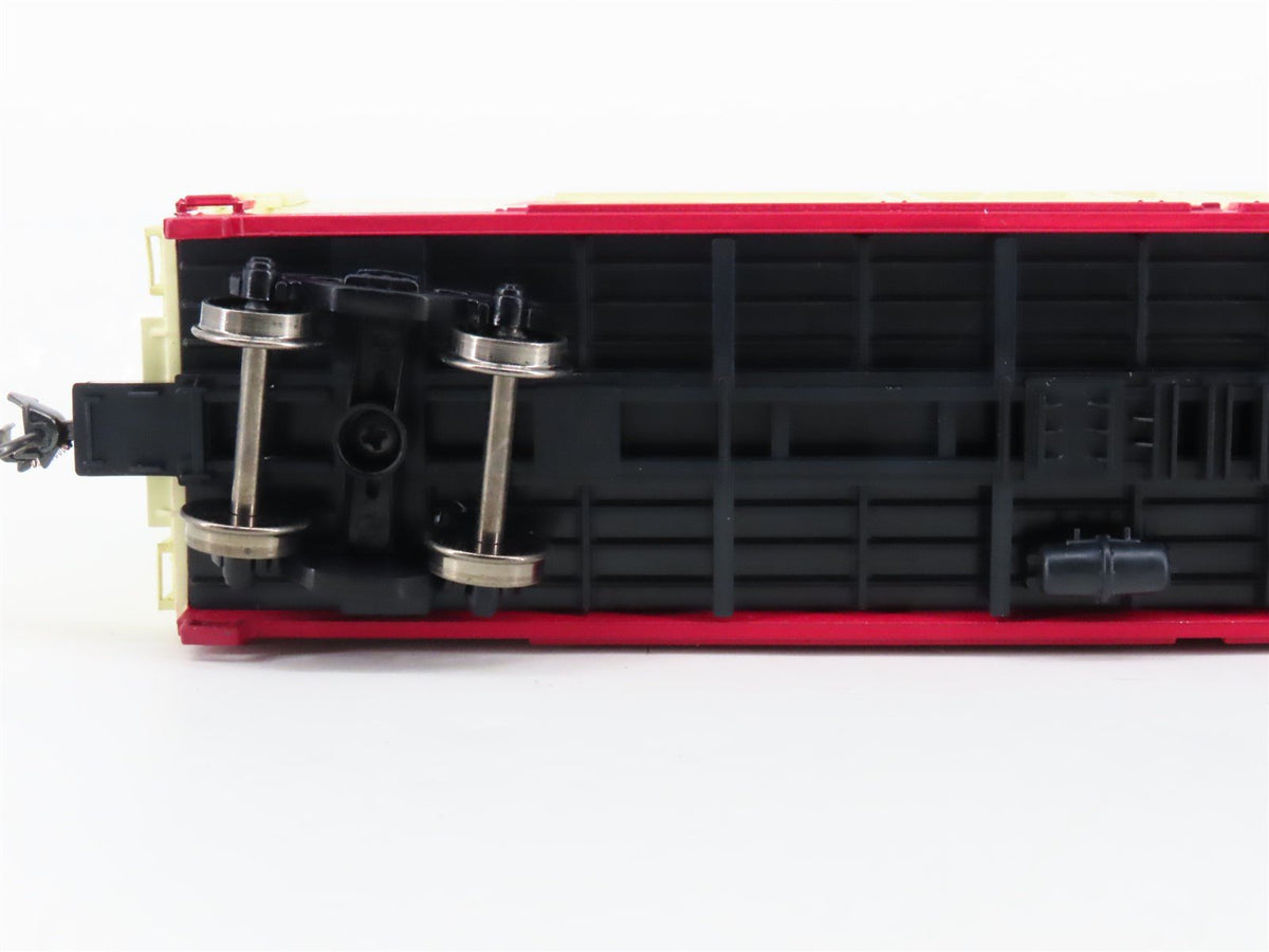 HO Scale Athearn RTR 96913 USLX Louisiana Pacific 50&#39; Plug Door Boxcar #18022