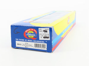 HO Scale Athearn RTR 96410 UTLX Leasing 33k Gal LPG Tankcar #950271