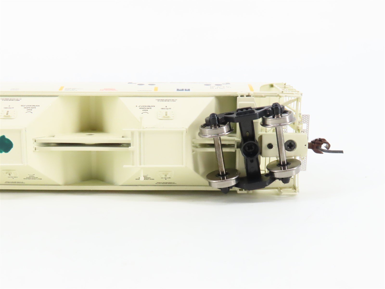 HO Scale Athearn RTR 89424 CSXT Railroad Trinity 5161 3-Bay Hopper #261062