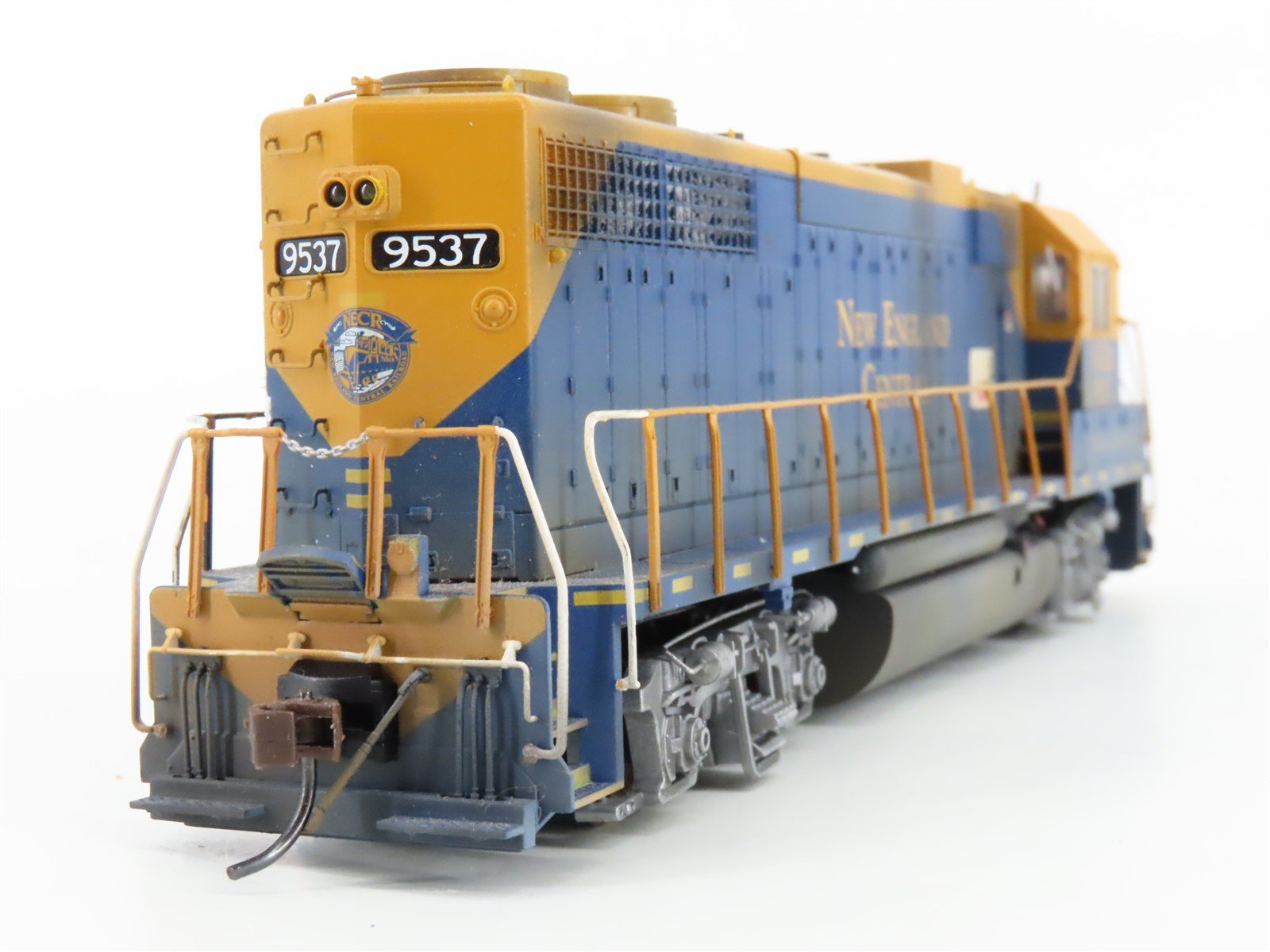 HO Atlas Master 8974 NEC New England Central GP38 Diesel #9537 w/DCC - Weathered