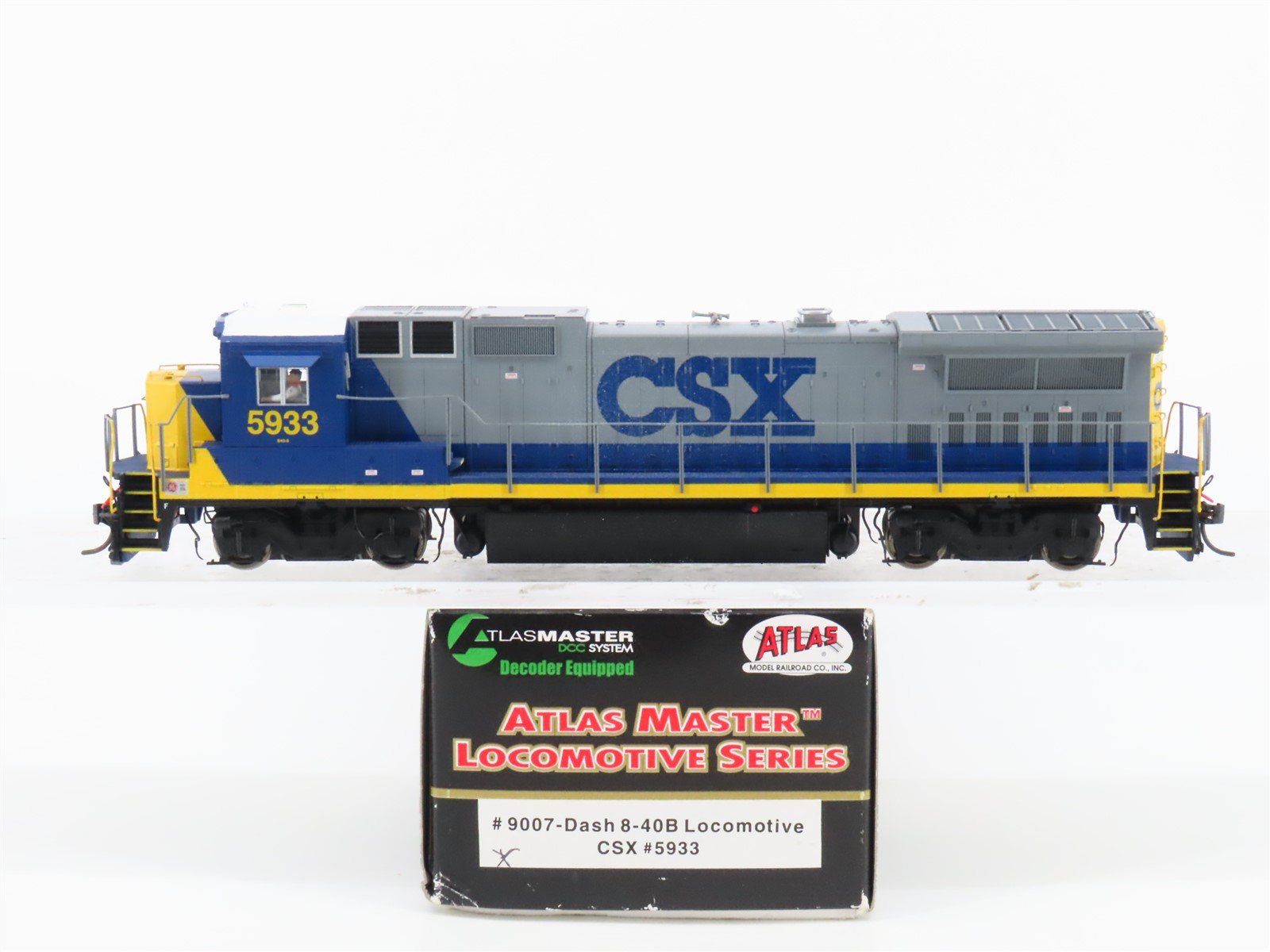 HO Scale Atlas Master 9007 CSX Transportation GE Dash 8-40B Diesel #5933 w/ DCC