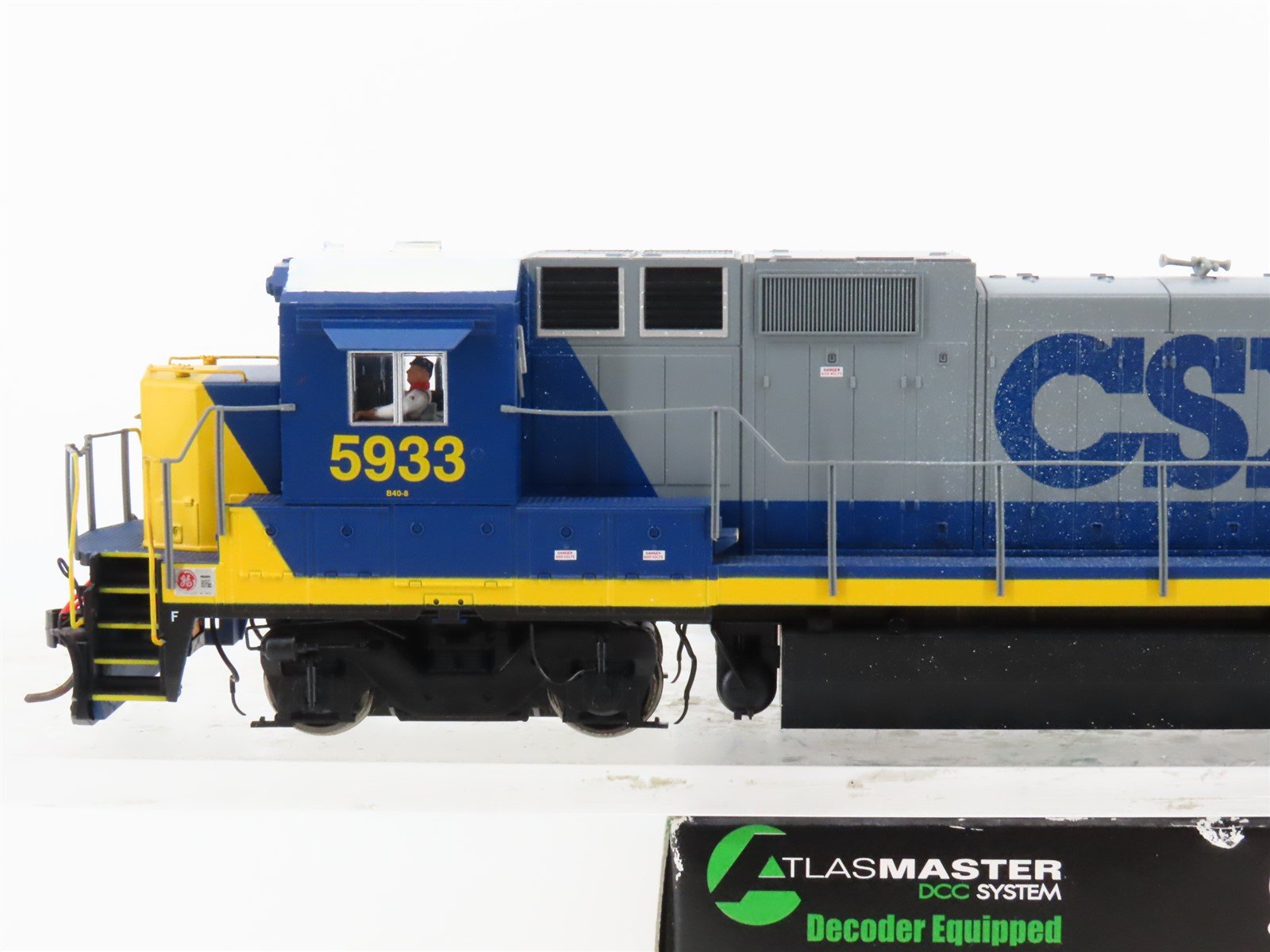 HO Scale Atlas Master 9007 CSX Transportation GE Dash 8-40B Diesel #5933 w/ DCC