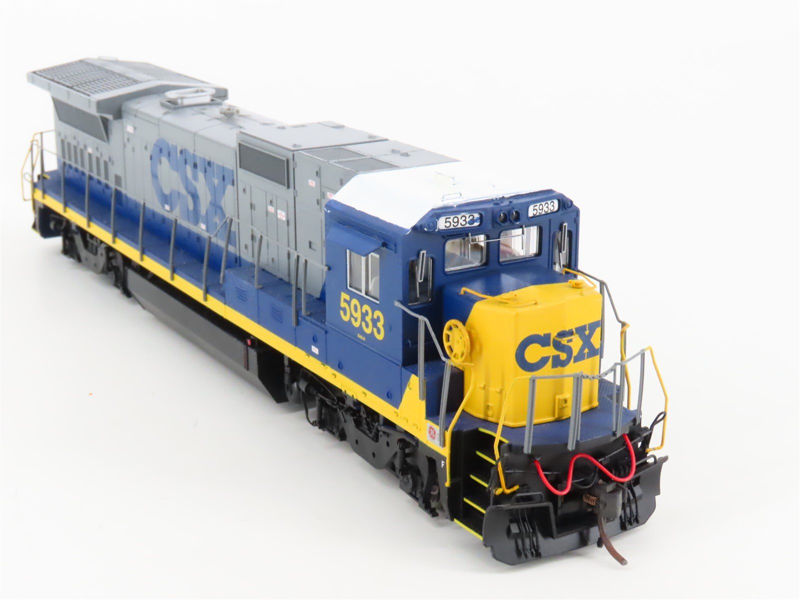 HO Scale Atlas Master 9007 CSX Transportation GE Dash 8-40B Diesel #5933 w/ DCC