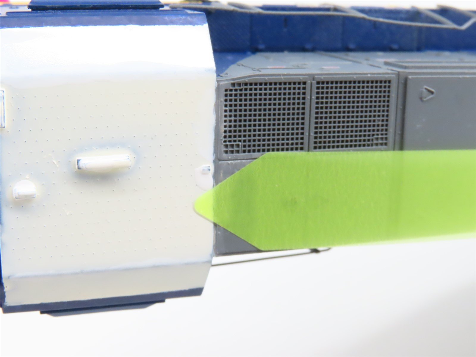 HO Scale Atlas Master 9007 CSX Transportation GE Dash 8-40B Diesel #5933 w/ DCC