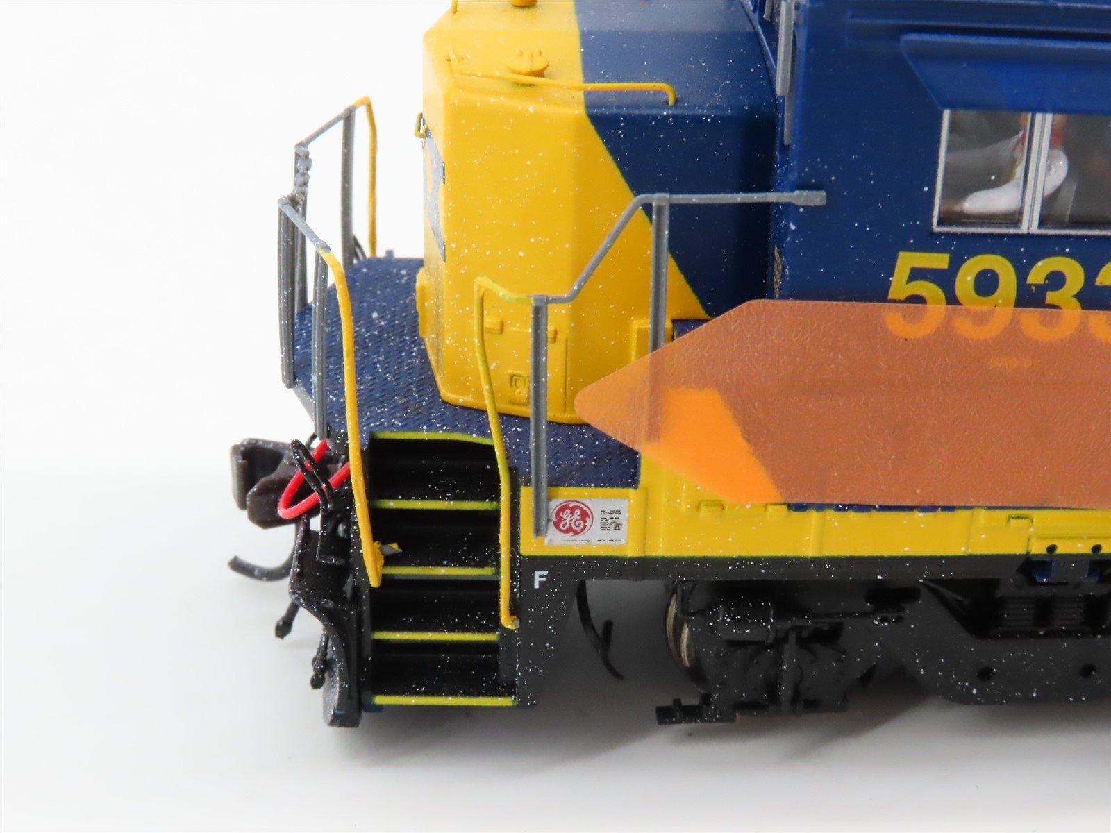 HO Scale Atlas Master 9007 CSX Transportation GE Dash 8-40B Diesel #5933 w/ DCC
