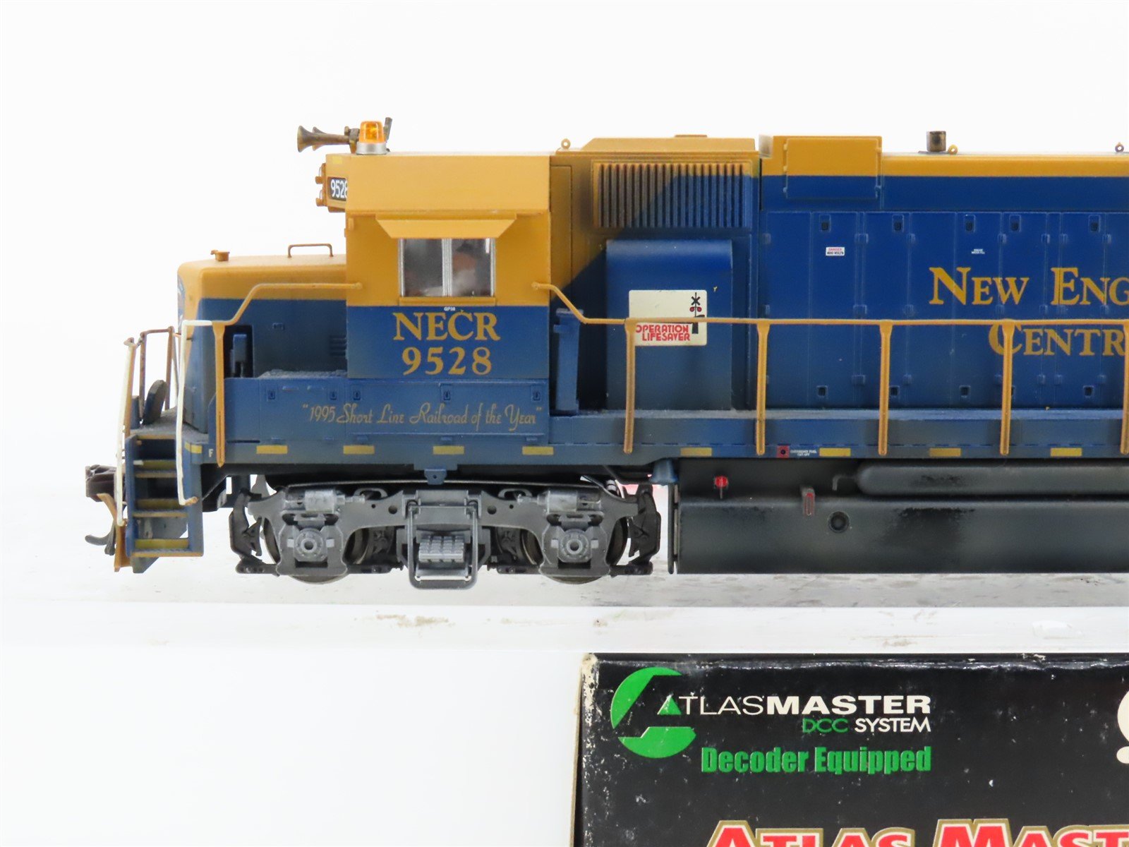 HO Atlas Master 8973 NEC New England Central GP38 Diesel #9528 w/DCC - Weathered