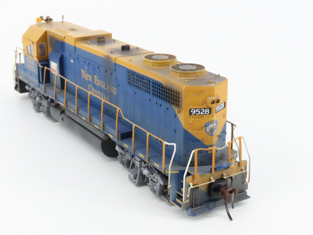 HO Atlas Master 8973 NEC New England Central GP38 Diesel #9528 w/DCC - Weathered