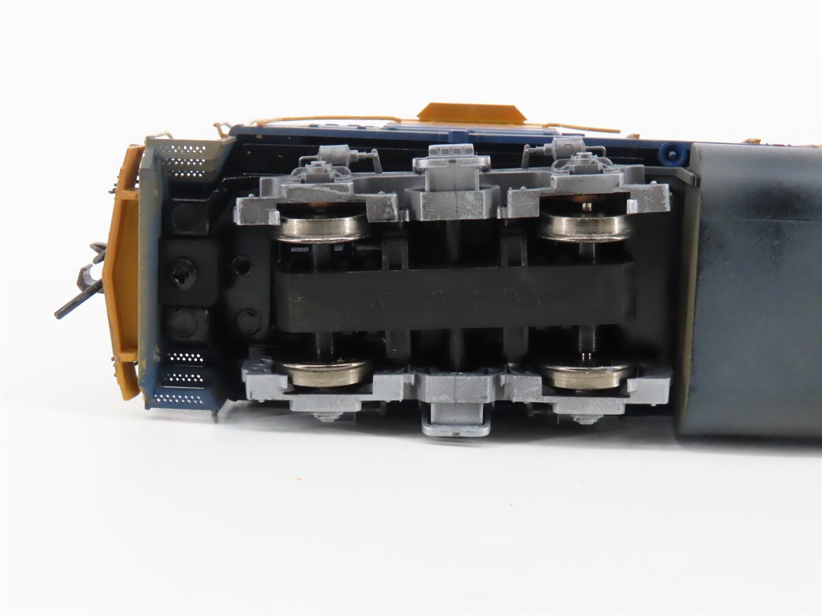 HO Atlas Master 8973 NEC New England Central GP38 Diesel #9528 w/DCC - Weathered