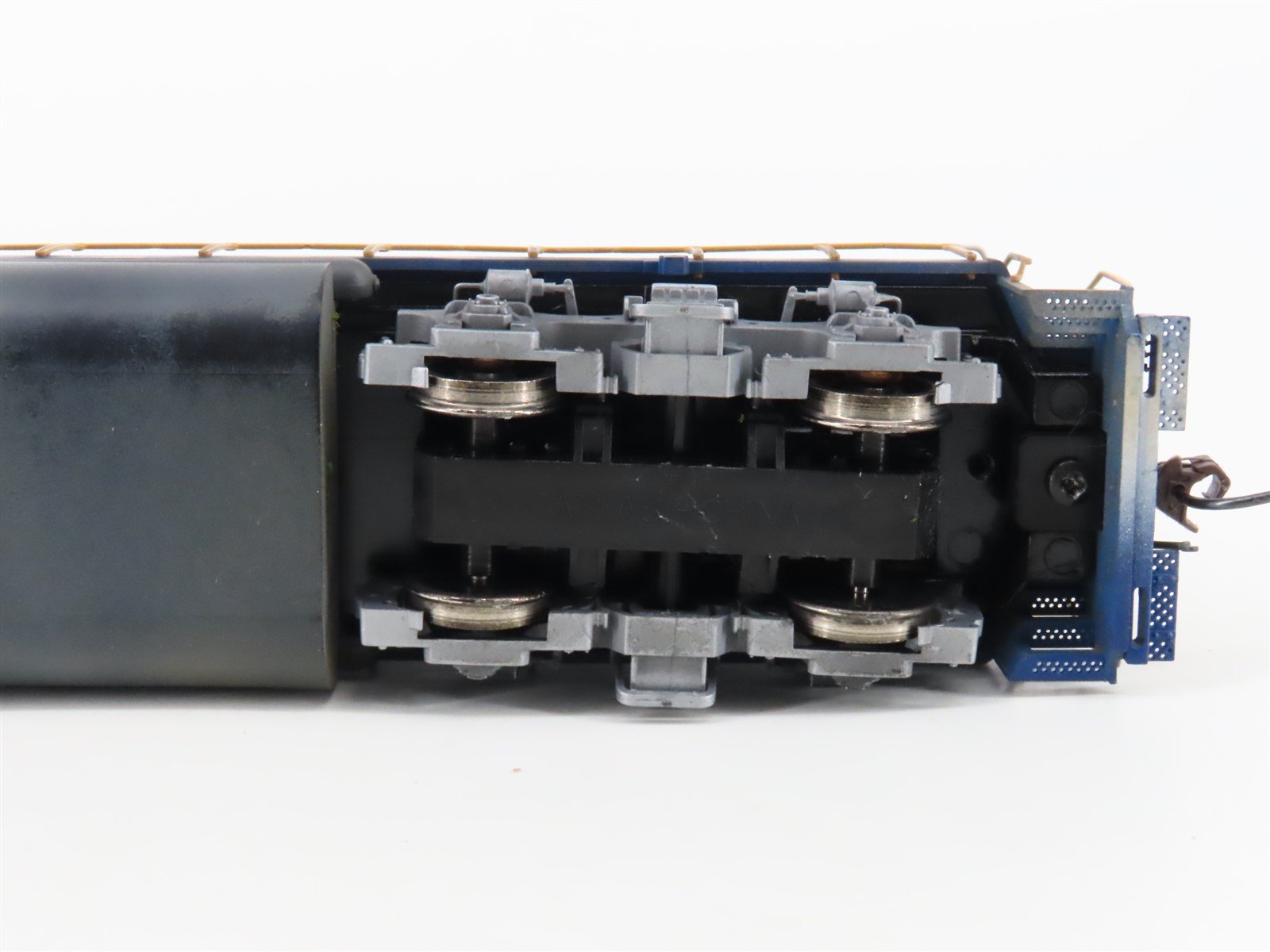 HO Atlas Master 8973 NEC New England Central GP38 Diesel #9528 w/DCC - Weathered