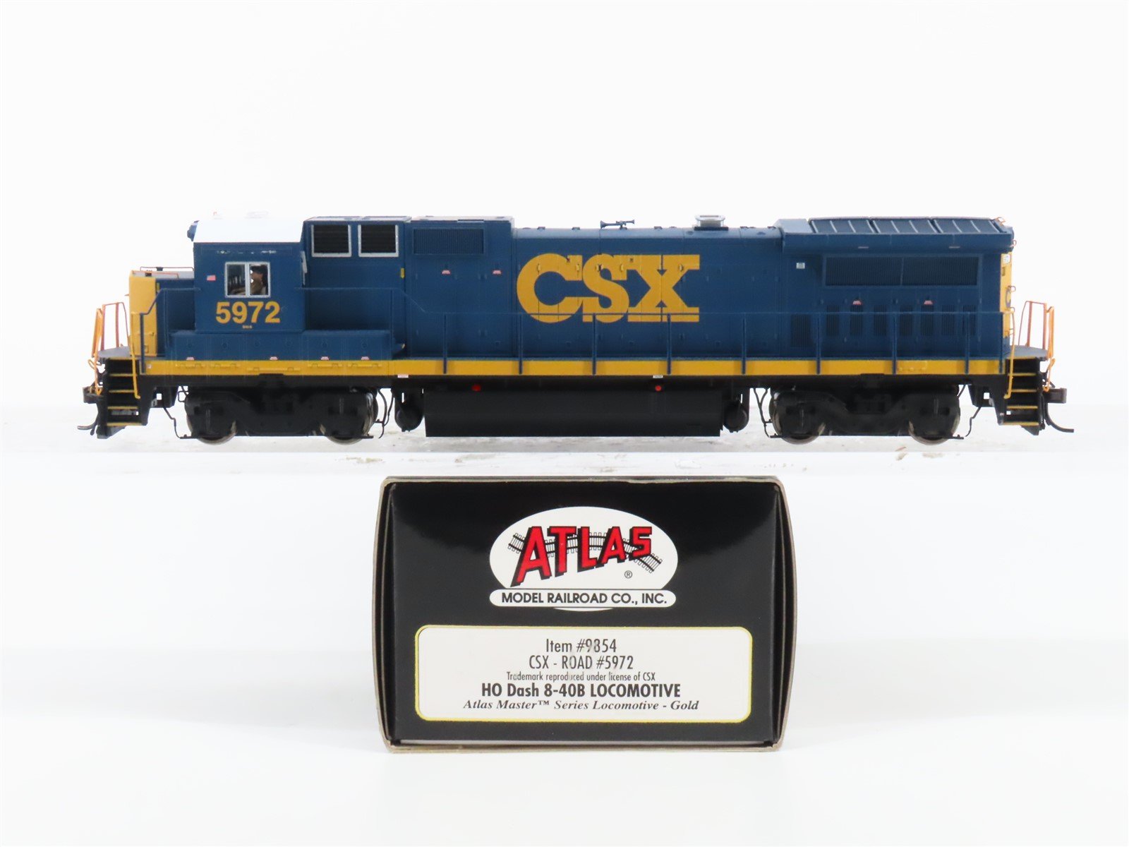 HO Atlas Master Gold 9854 CSX "Yn3" Dash 8-40B Diesel #5972 w/ DCC & Sound