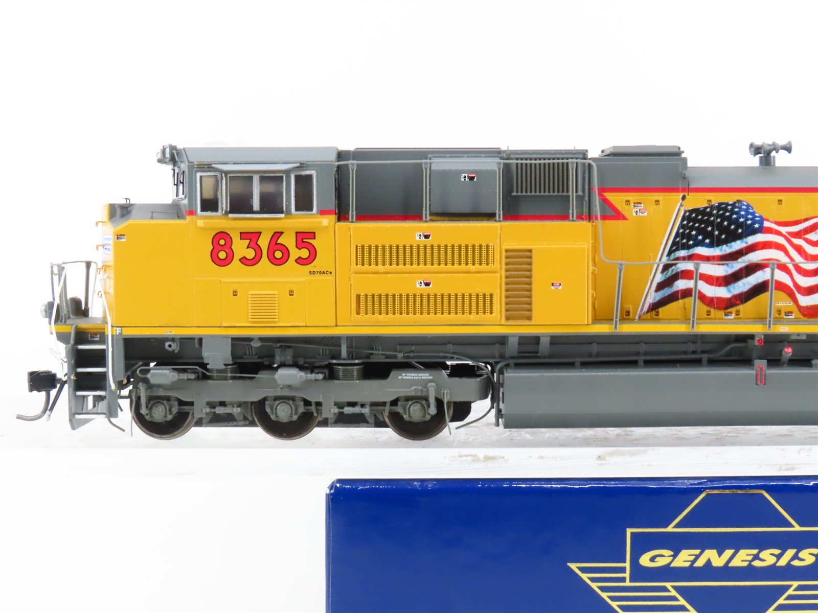 HO Athearn Genesis G68621 UP Union Pacific SD70ACe Diesel #8365 w/ DCC & Sound