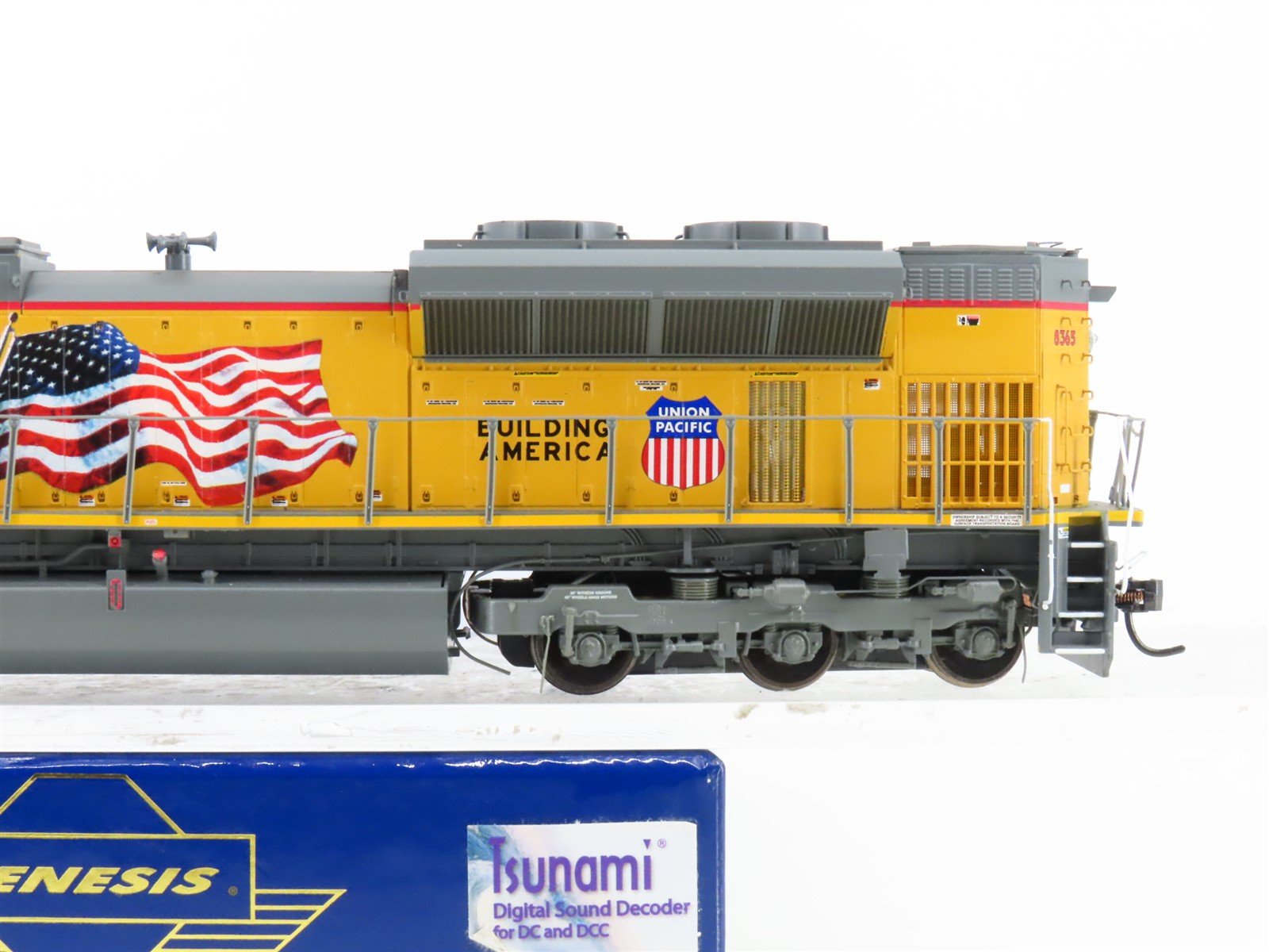 HO Athearn Genesis G68621 UP Union Pacific SD70ACe Diesel #8365 w/ DCC & Sound