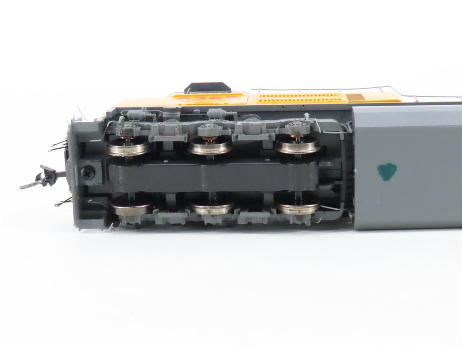 HO Athearn Genesis G68621 UP Union Pacific SD70ACe Diesel #8365 w/ DCC & Sound